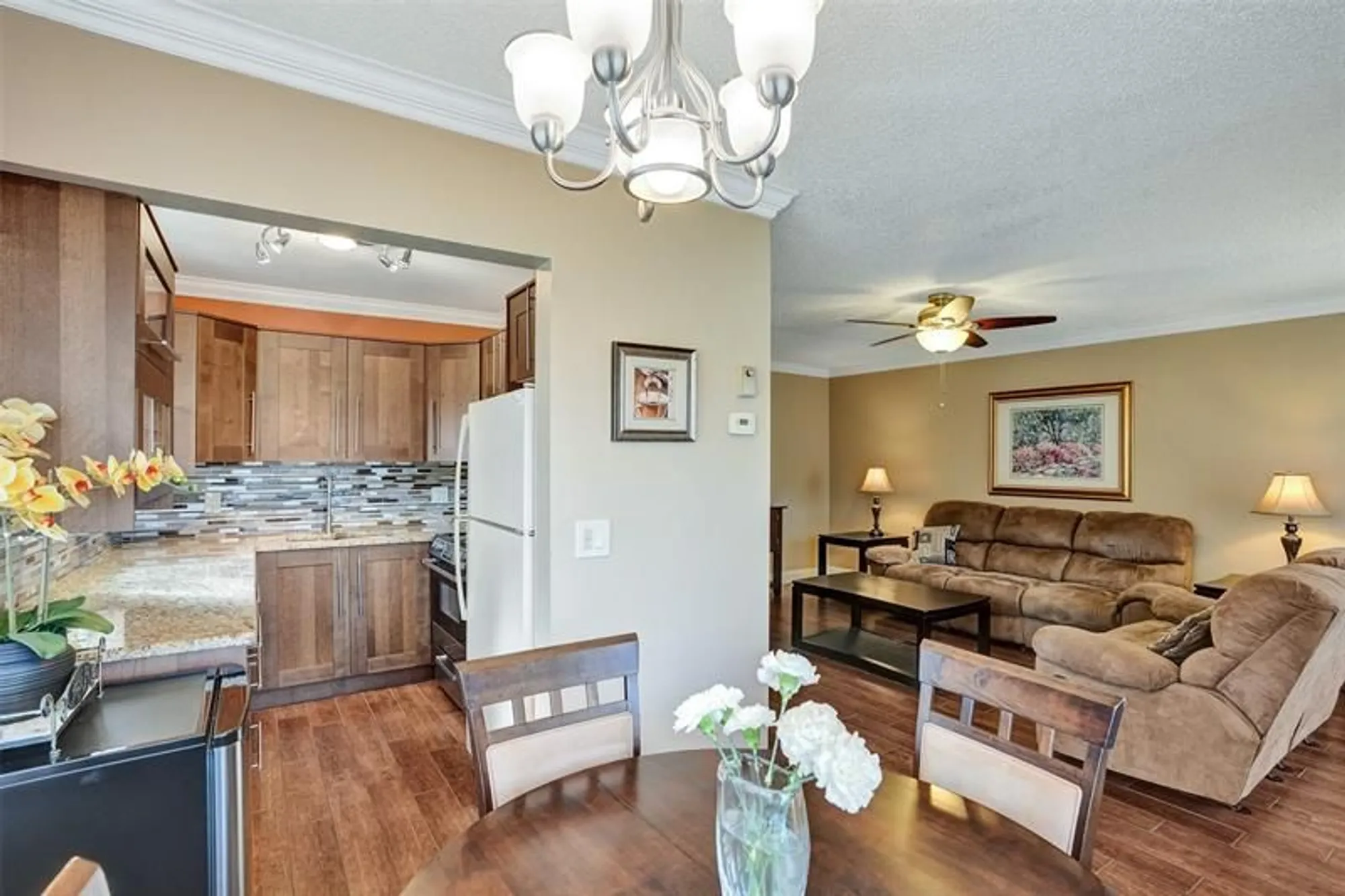 Property Slideshow image 2 of 48 | 3322 cynthia ln apt 112, Lake Worth Beach, FL, 33461