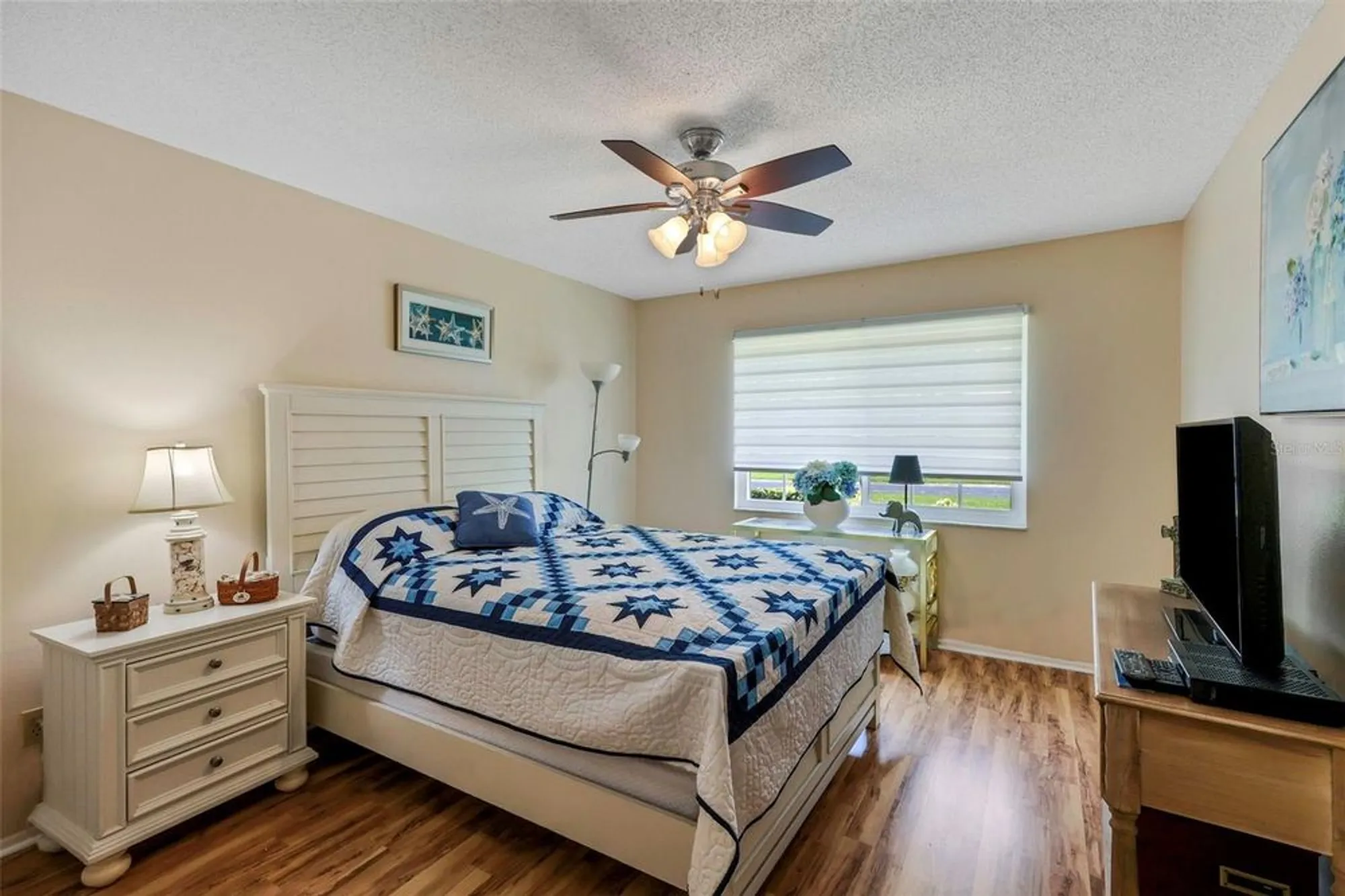Property Slideshow image 22 of 37 | 1011 dunrobin dr b, Palm Harbor, FL, 34684