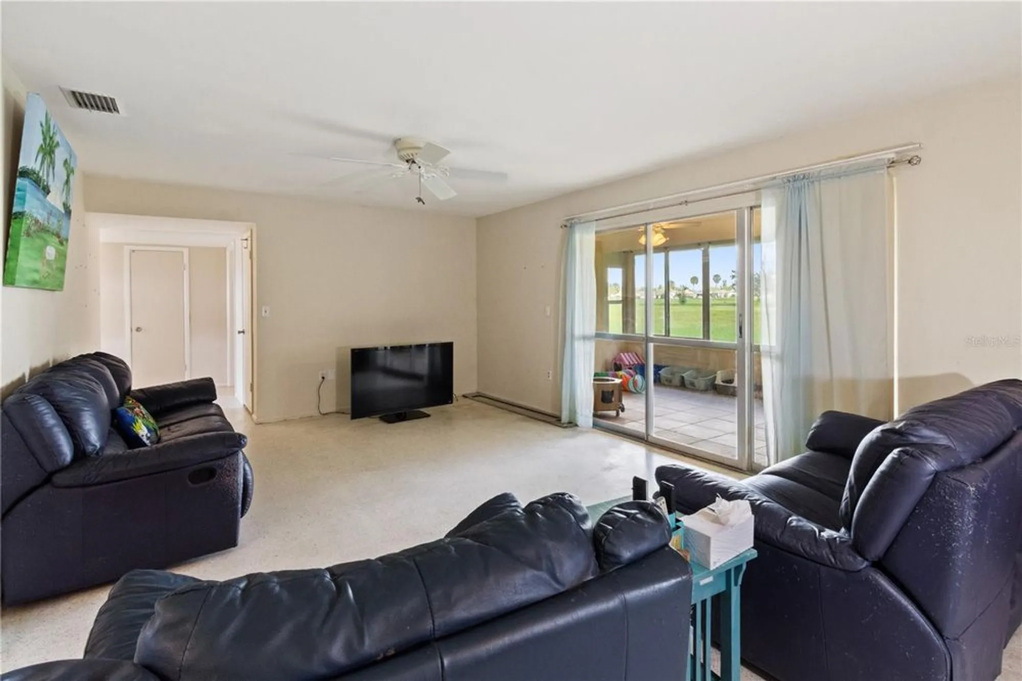 Property Slideshow image 10 of 27 | 1503 n pebble beach blvd, Sun City Center, FL, 33573