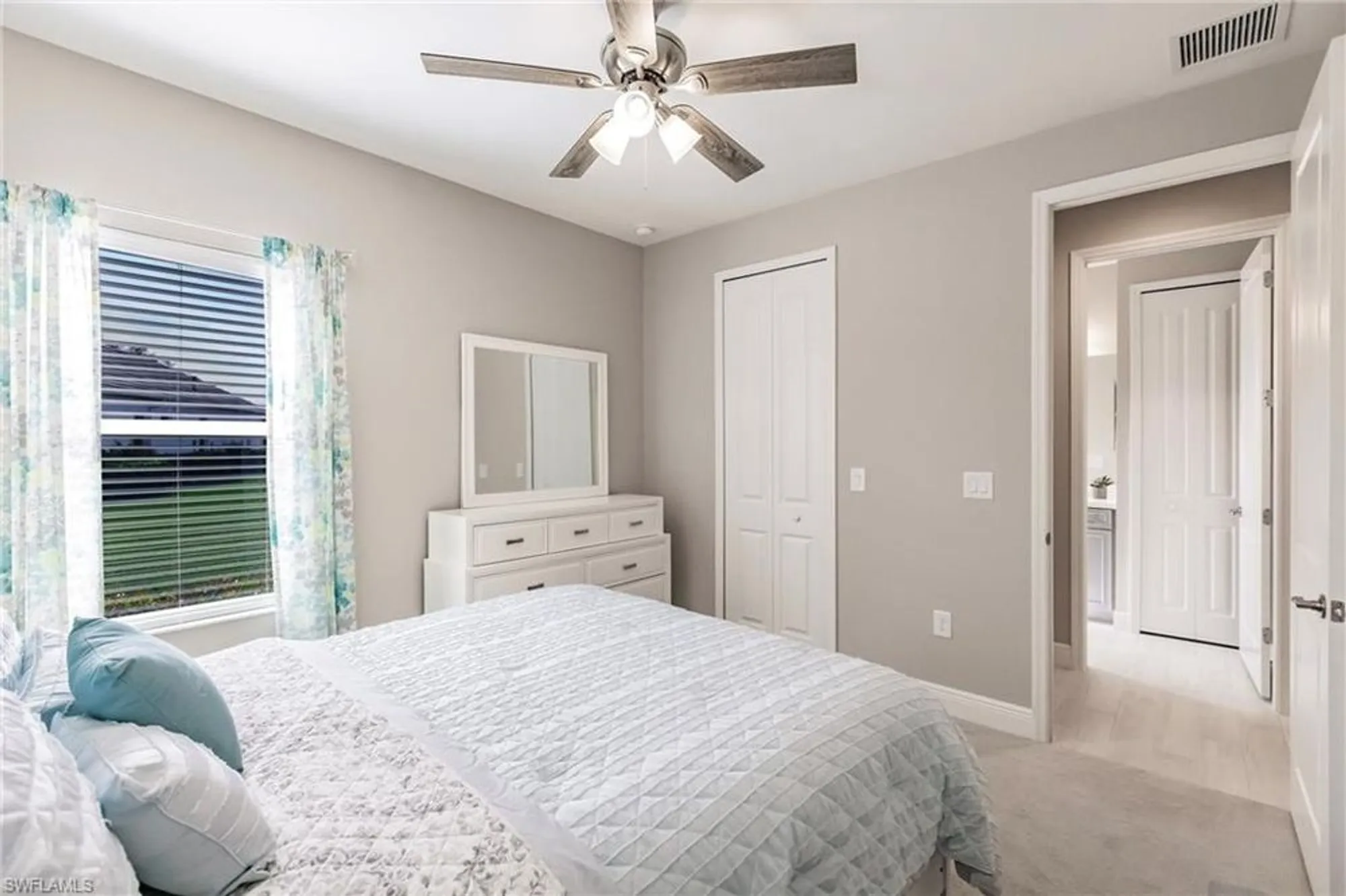 Property Slideshow image 14 of 50 | 13871 amblewind cove way, Fort Myers, FL, 33905