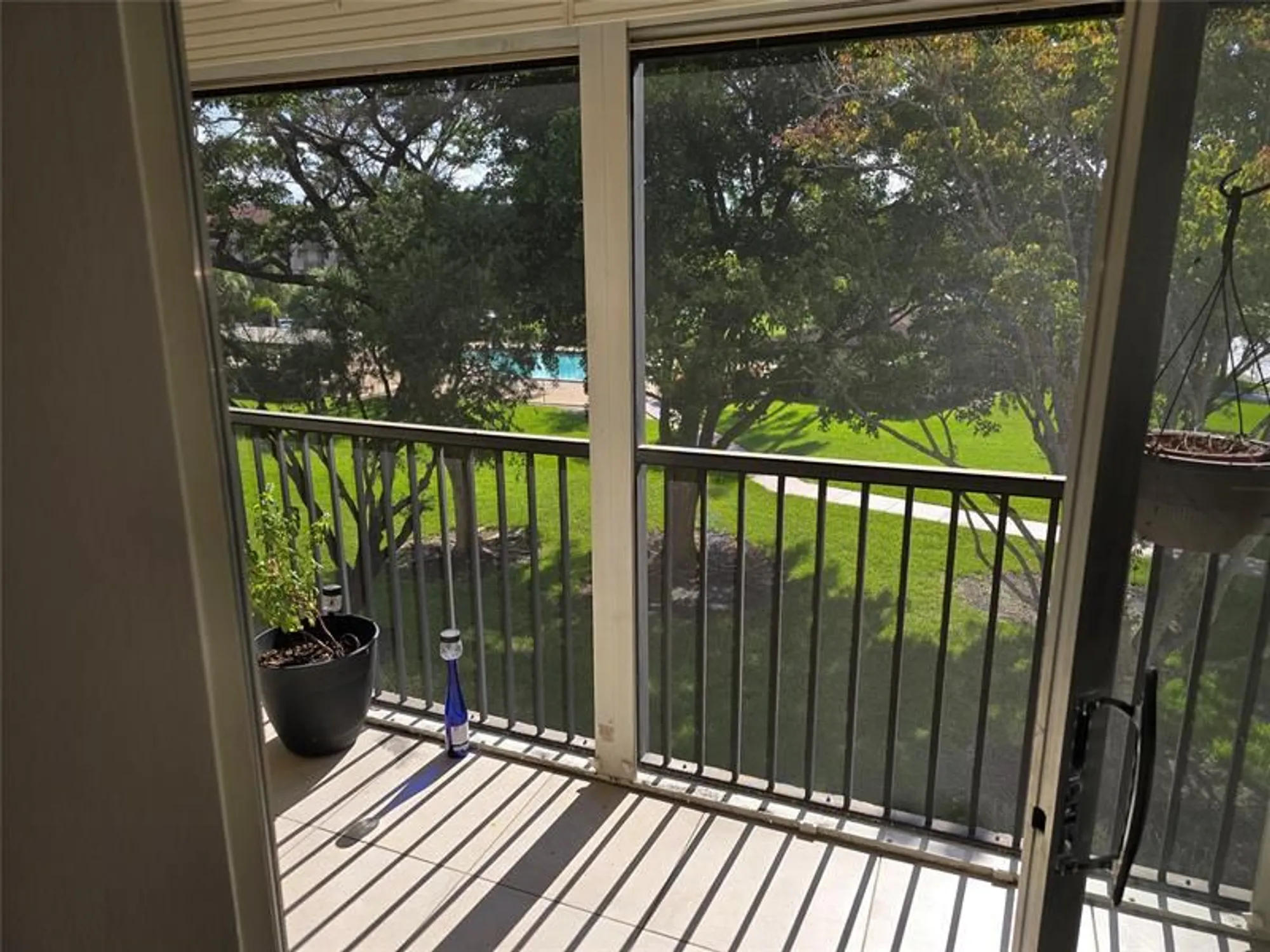 Property Slideshow image 18 of 40 | 1200 sw 137th ave 312e, Pembroke Pines, FL, 33027