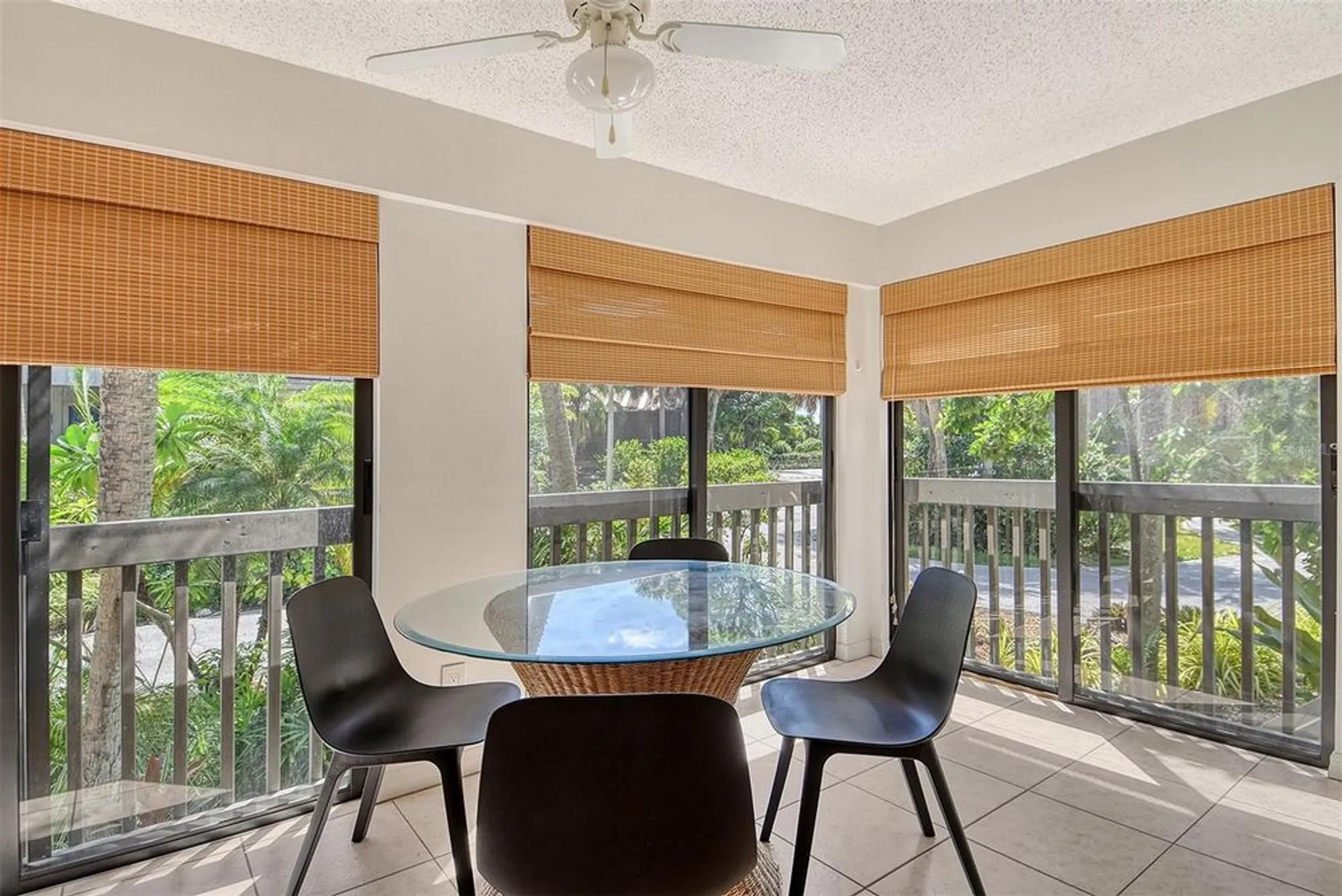 Property Slideshow image 20 of 84 | 1473 landings cir # 44, Sarasota, FL, 34231