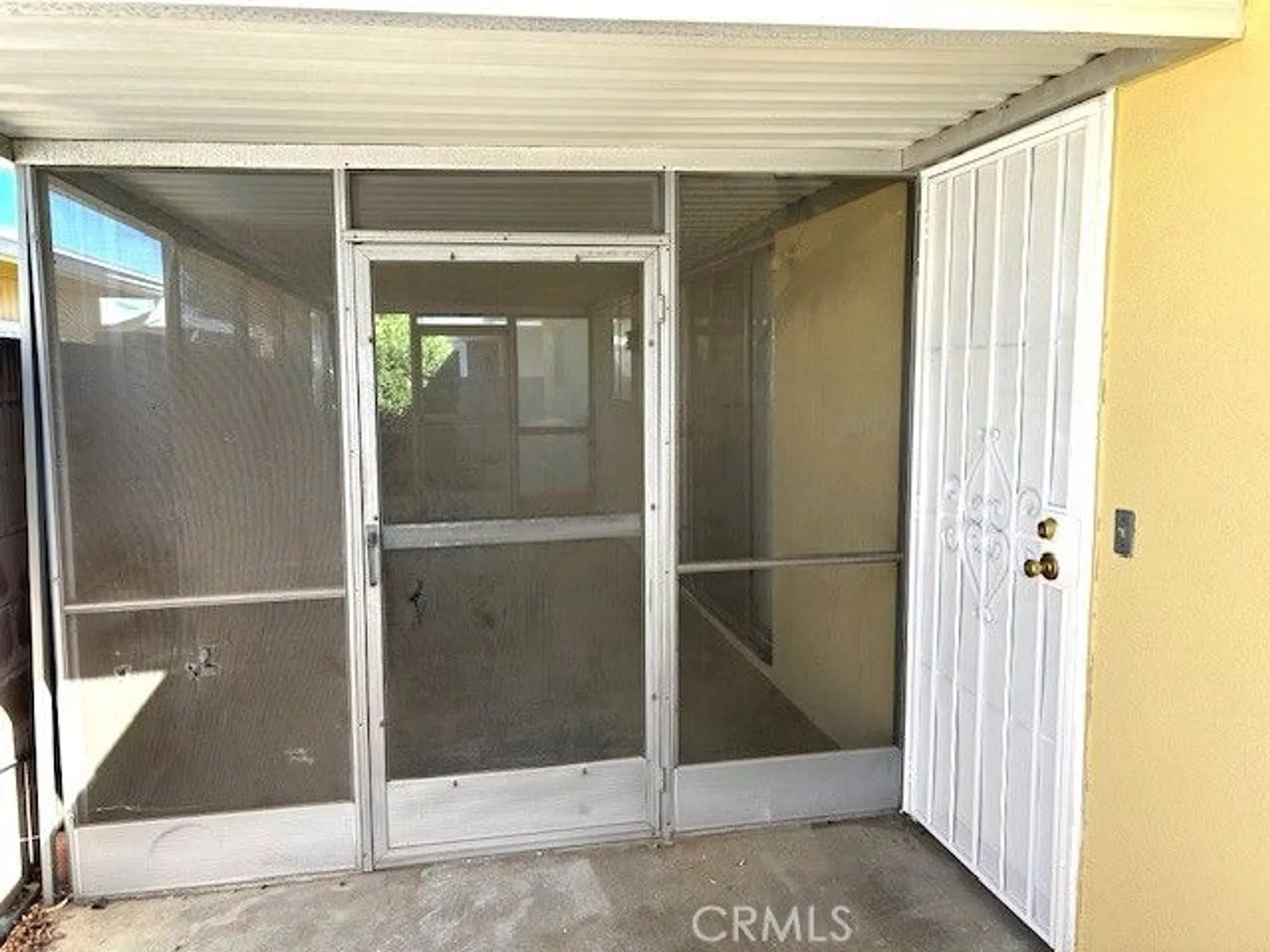 Property Slideshow image 13 of 16 | 681 shasta way, Hemet, CA, 92543