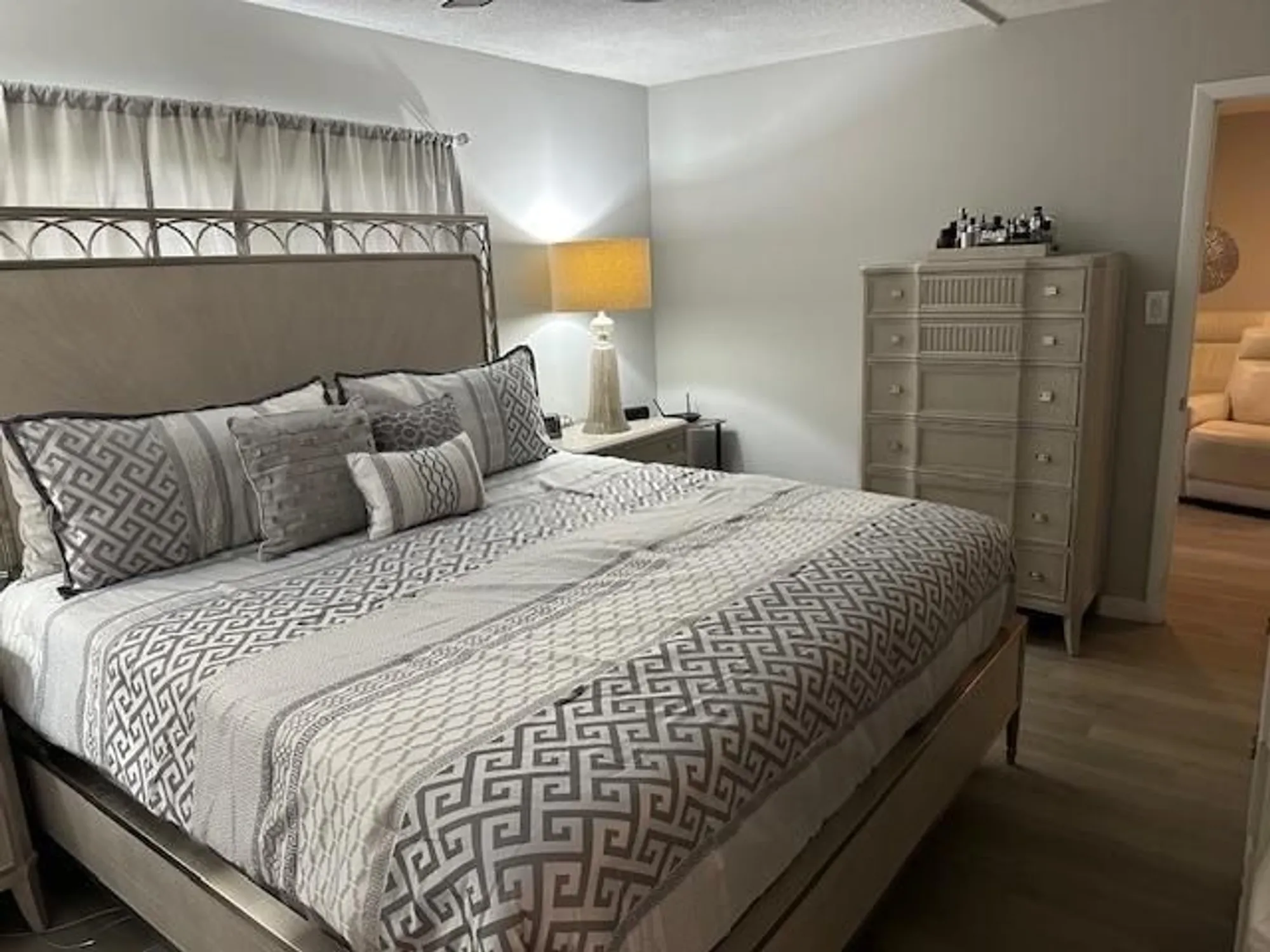 Property Slideshow image 9 of 29 | 7705 nw 5th ct 101, Margate, FL, 33063