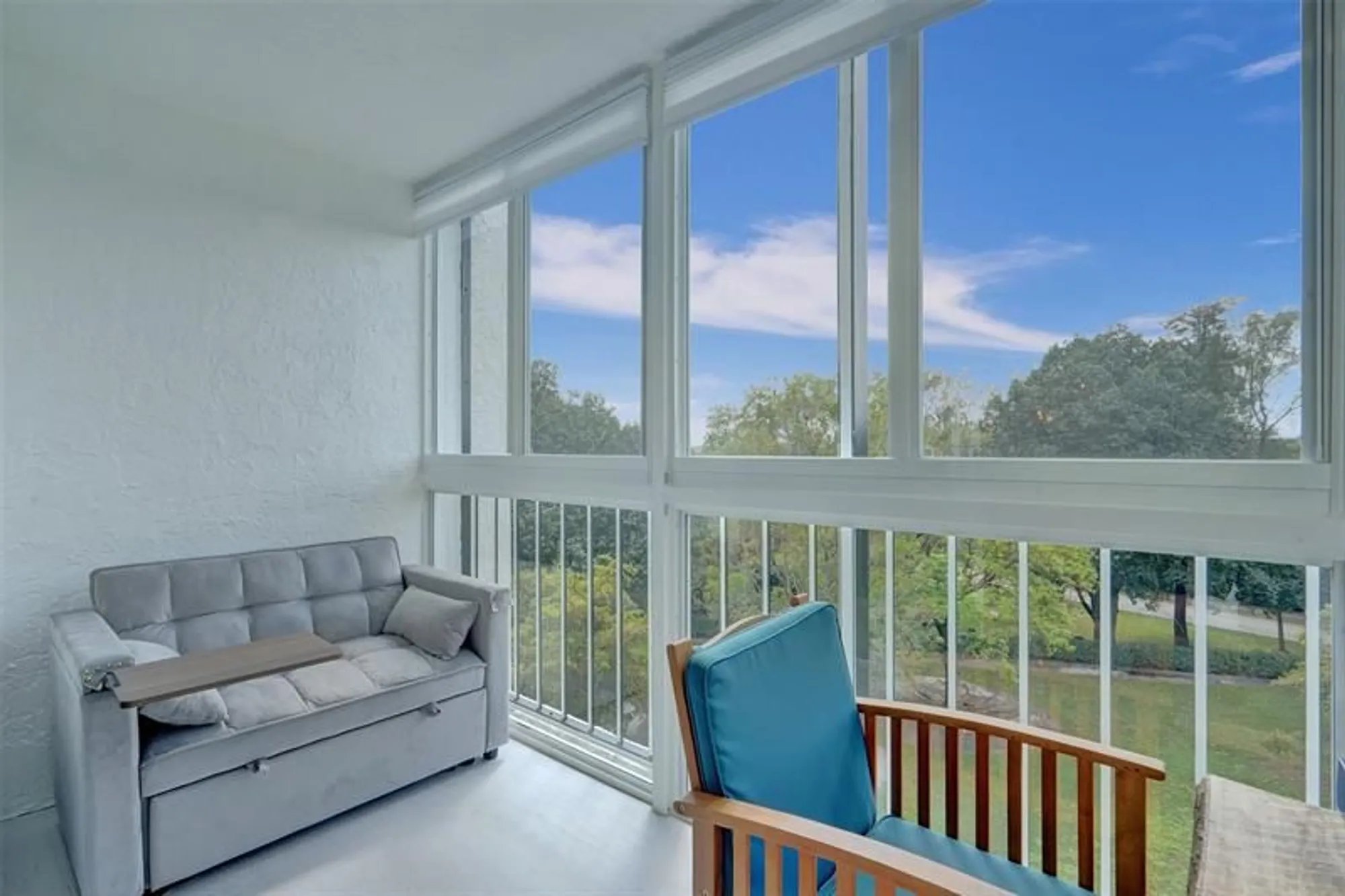 Property Slideshow image 9 of 39 | 5900 nw 44th st apt 602, Lauderhill, FL, 33319