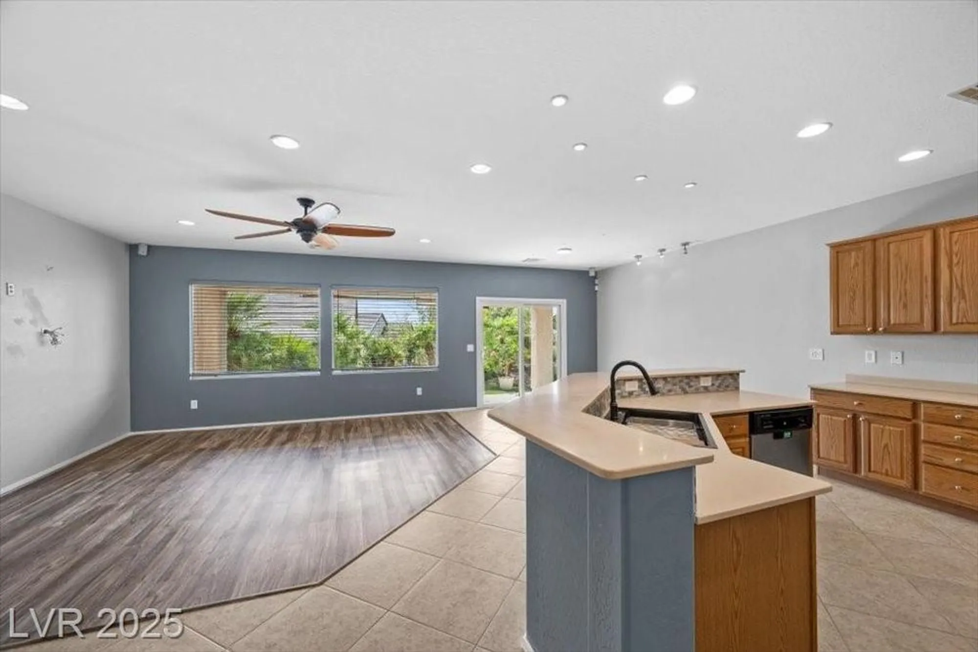 Property Slideshow image 6 of 60 | 2345 minolta ct, Henderson, NV, 89044