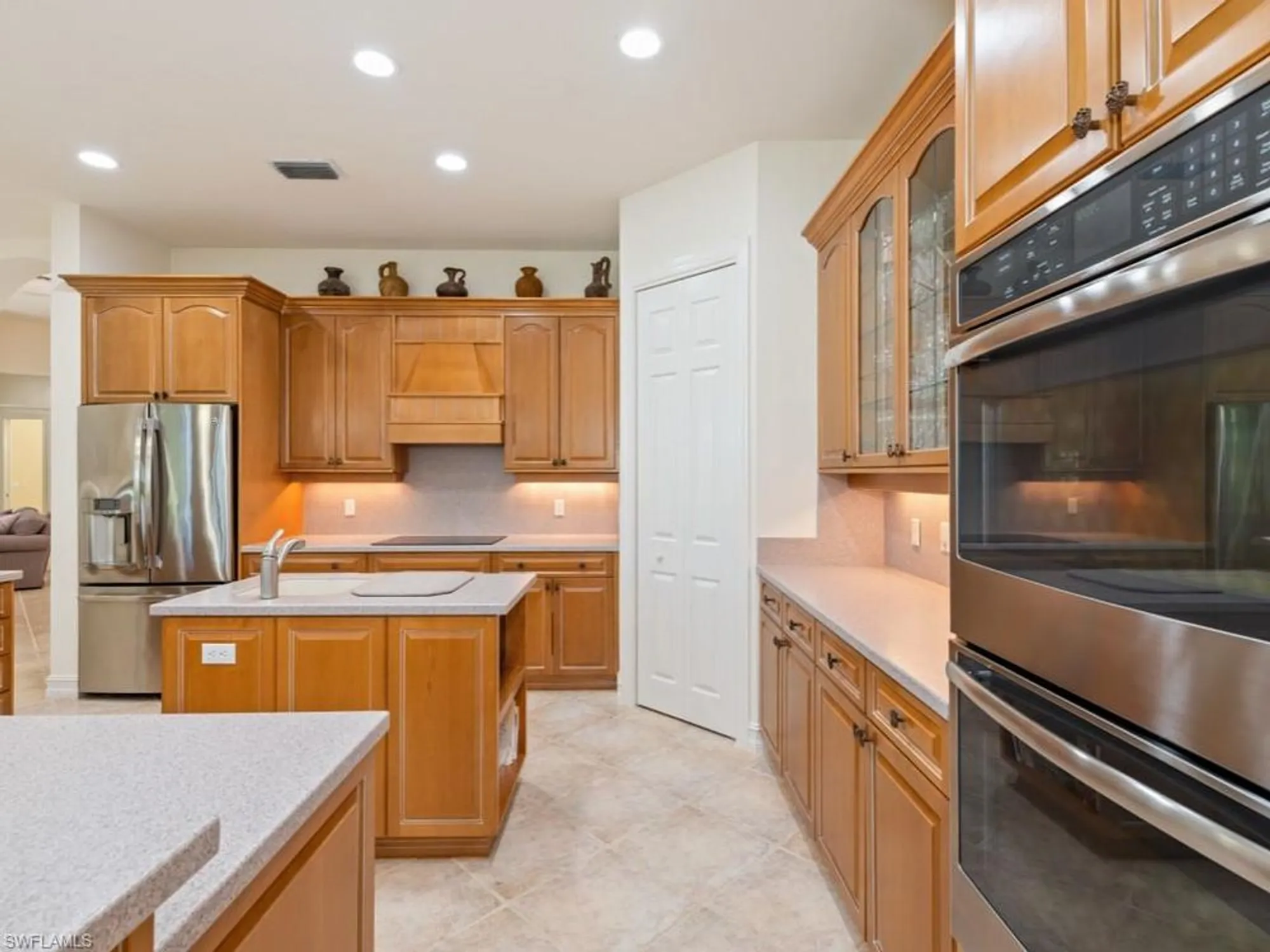 Property Slideshow image 10 of 50 | 3460 oak hammock ct, Bonita Springs, FL, 34134