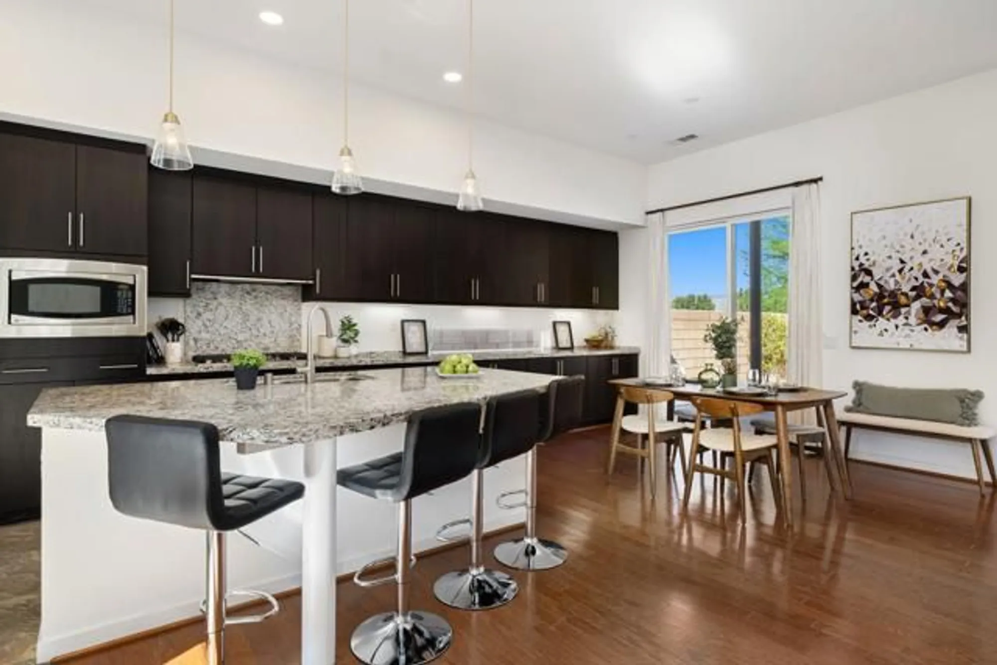 Property Slideshow image 24 of 48 | 730 equinox way, Palm Springs, CA, 92262