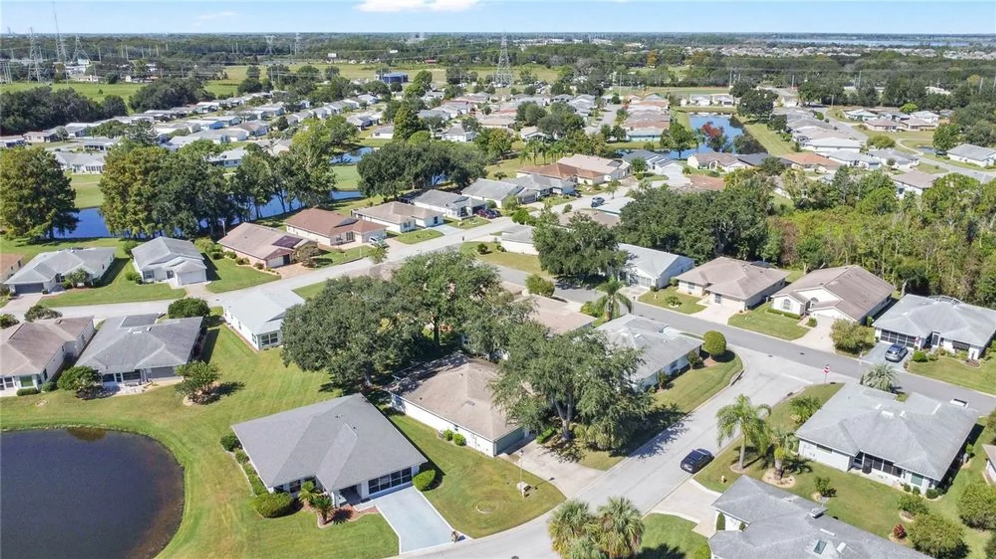 Property Slideshow image 30 of 46 | 32805 oak park dr, Leesburg, FL, 34748