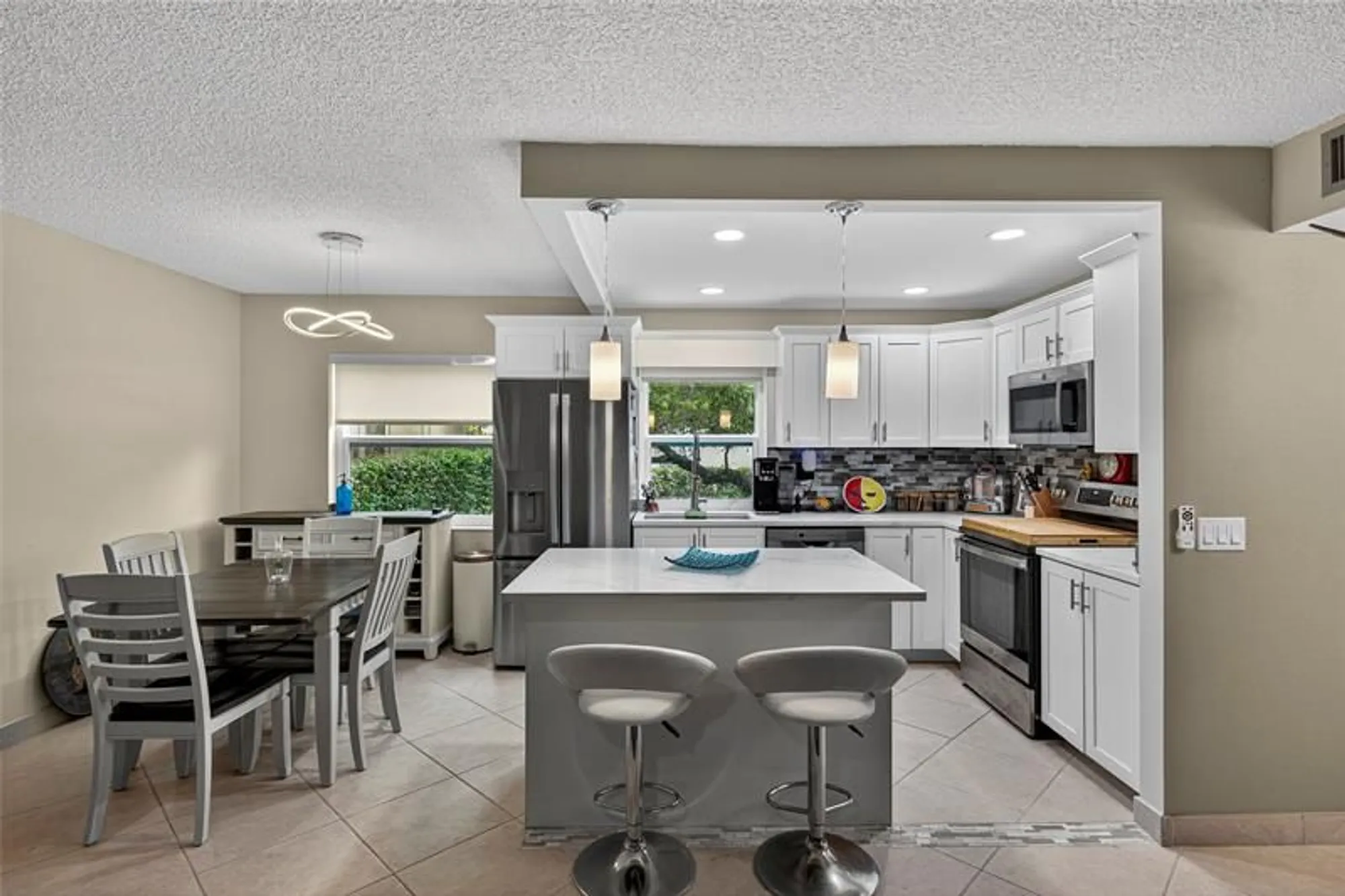 Property Slideshow image 4 of 37 | 293 normandy g, Delray Beach, FL, 33484