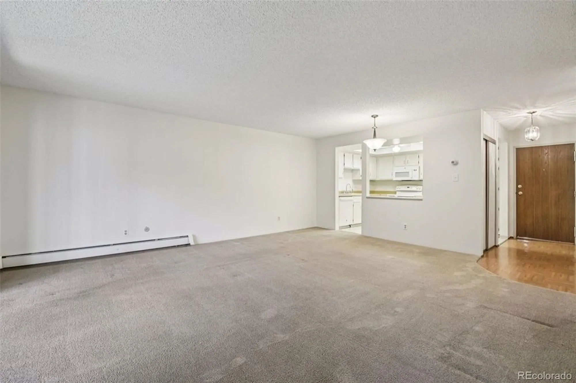 Property Slideshow image 9 of 39 | 14300 e marina dr 207, Aurora, CO, 80014