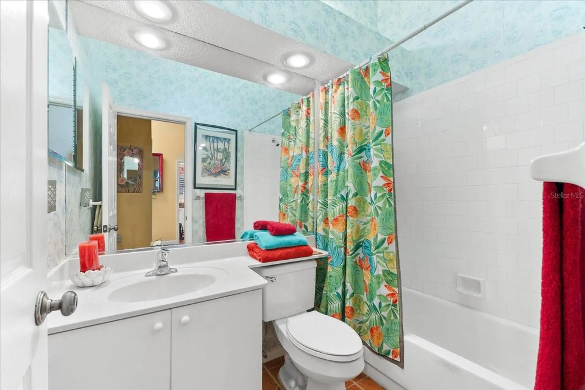 Property Slideshow image 43 of 69 | 1312 perico point cir, Bradenton, FL, 34209