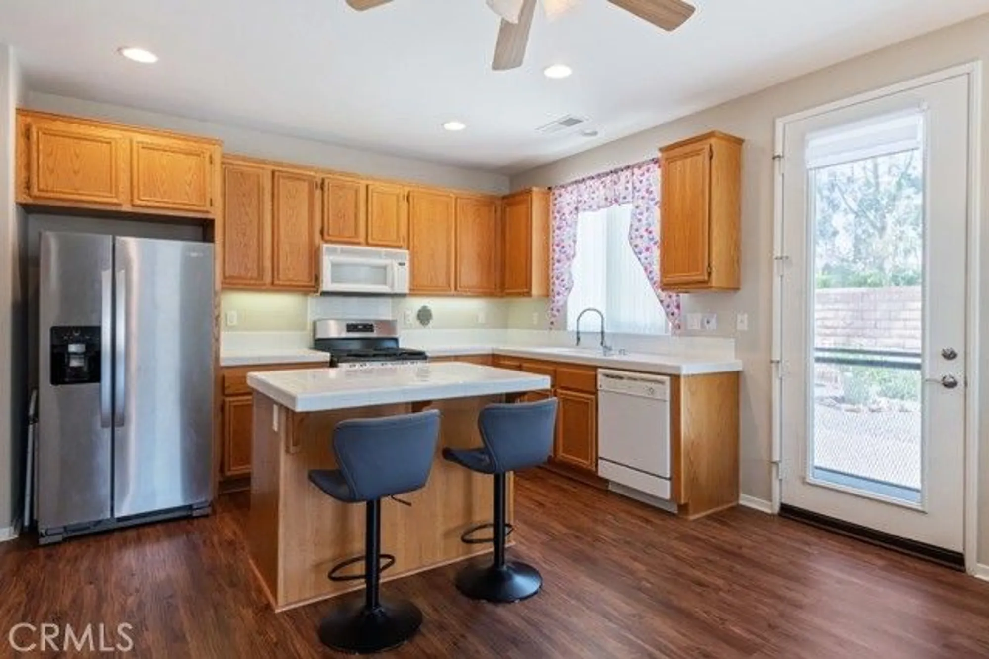 Property Slideshow image 12 of 30 | 7704 couples way, Hemet, CA, 92545