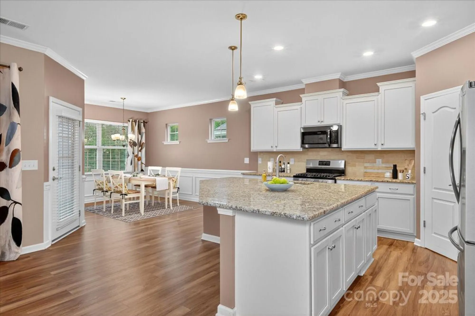 Property Slideshow image 4 of 31 | 4057 channel islands way, Lancaster, SC, 29720