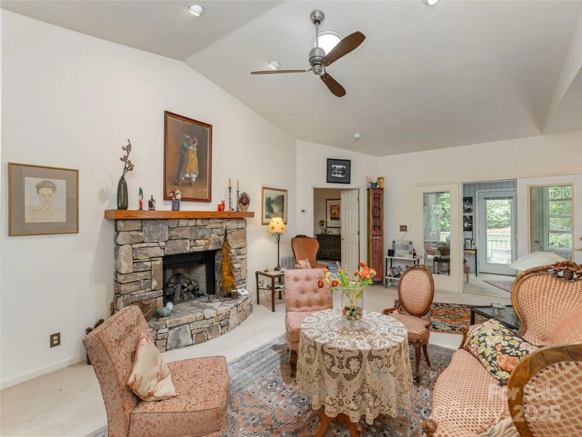 Property Slideshow image 5 of 24 | 12 country meadows ln, Hendersonville, NC, 28792