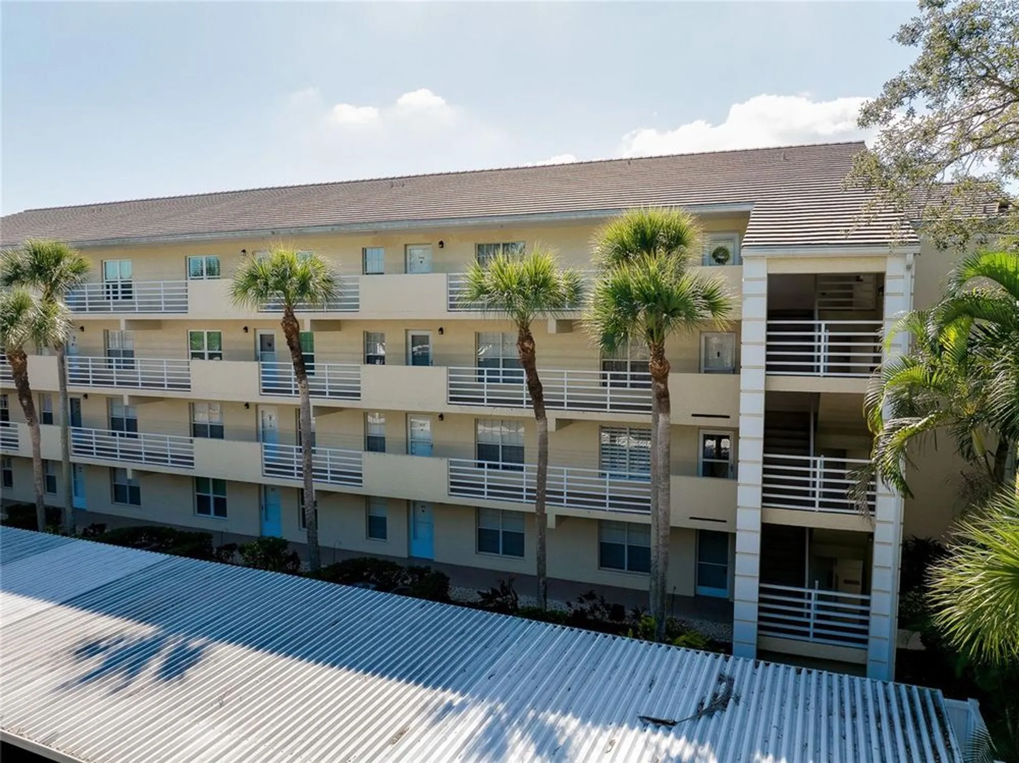 Property Slideshow image 1 of 90 | 929 wexford blvd # 929, Venice, FL, 34293