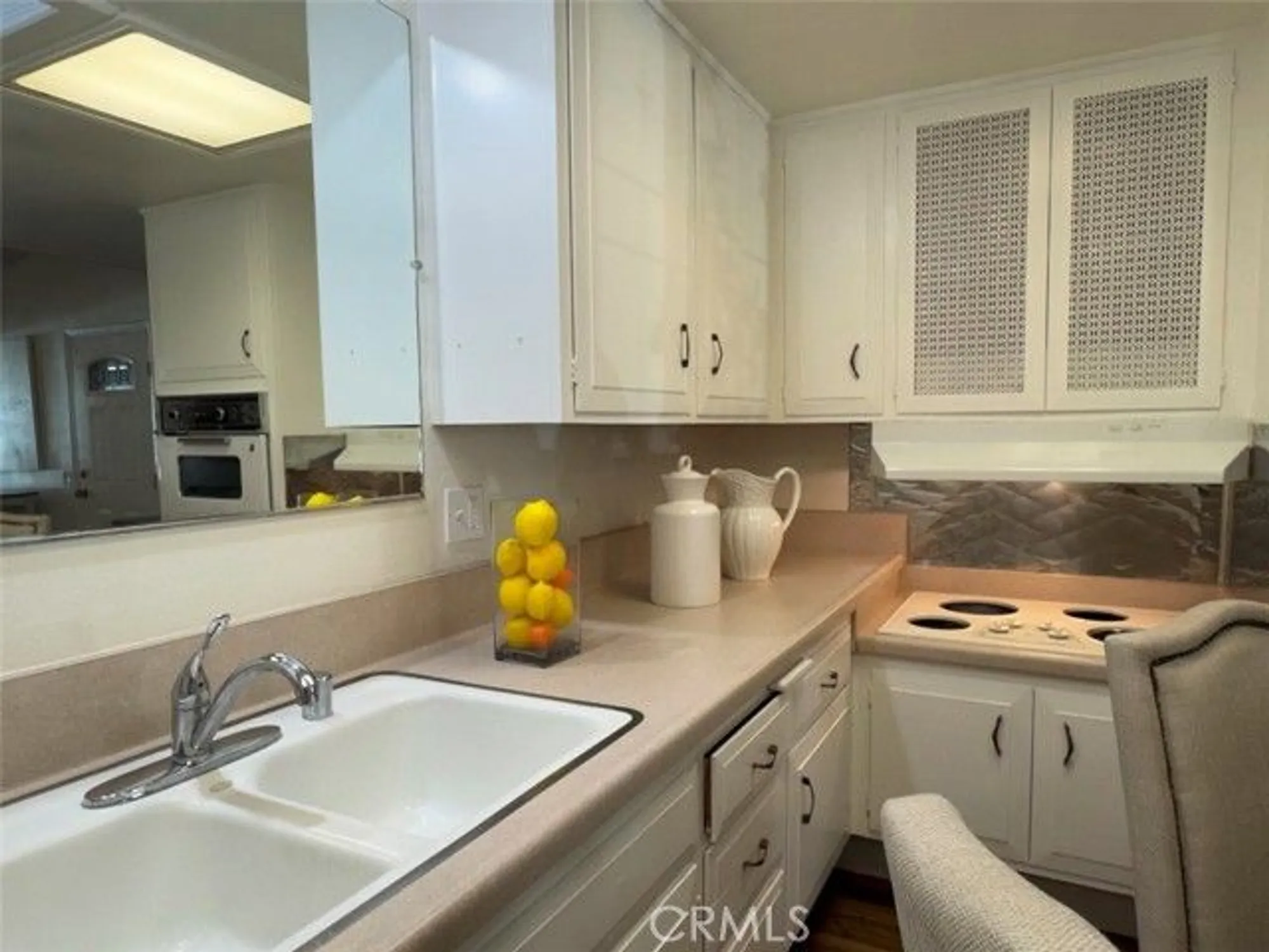 Property Slideshow image 17 of 38 | 13421 del monte dr, Seal Beach, CA, 90740