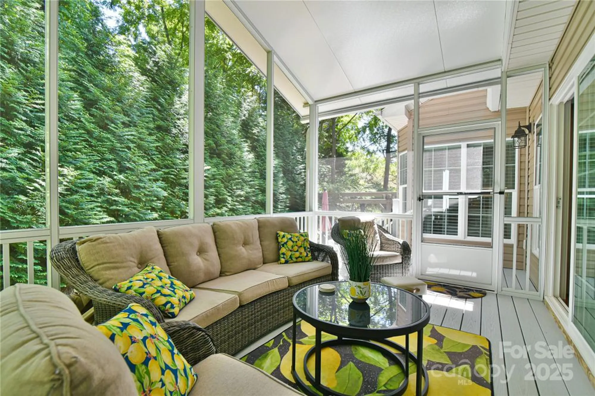 Property Slideshow image 25 of 32 | 34 waterbury ct, Hendersonville, NC, 28791