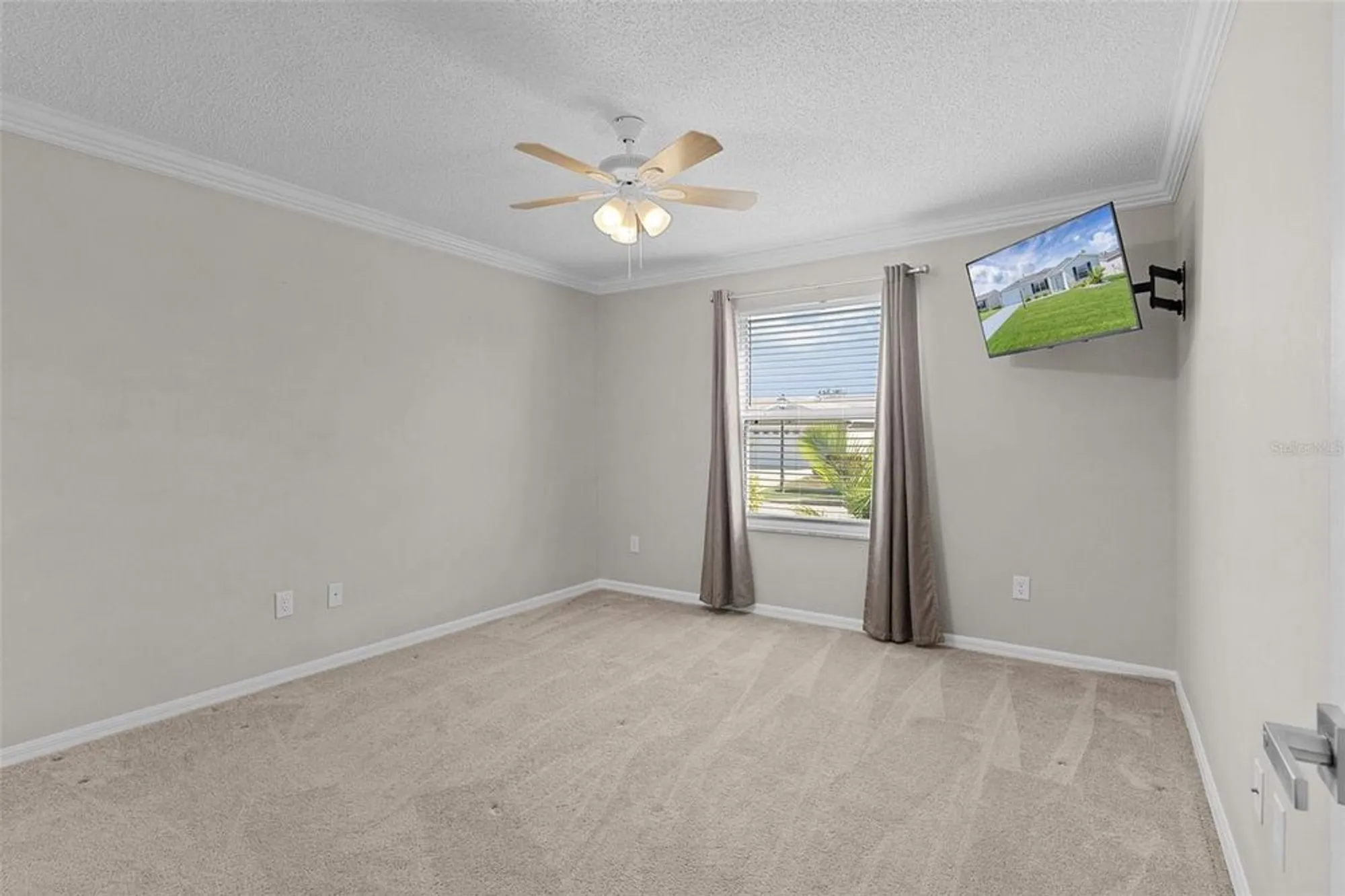 Property Slideshow image 32 of 53 | 1485 murrells inlet loop, The Villages, FL, 32162