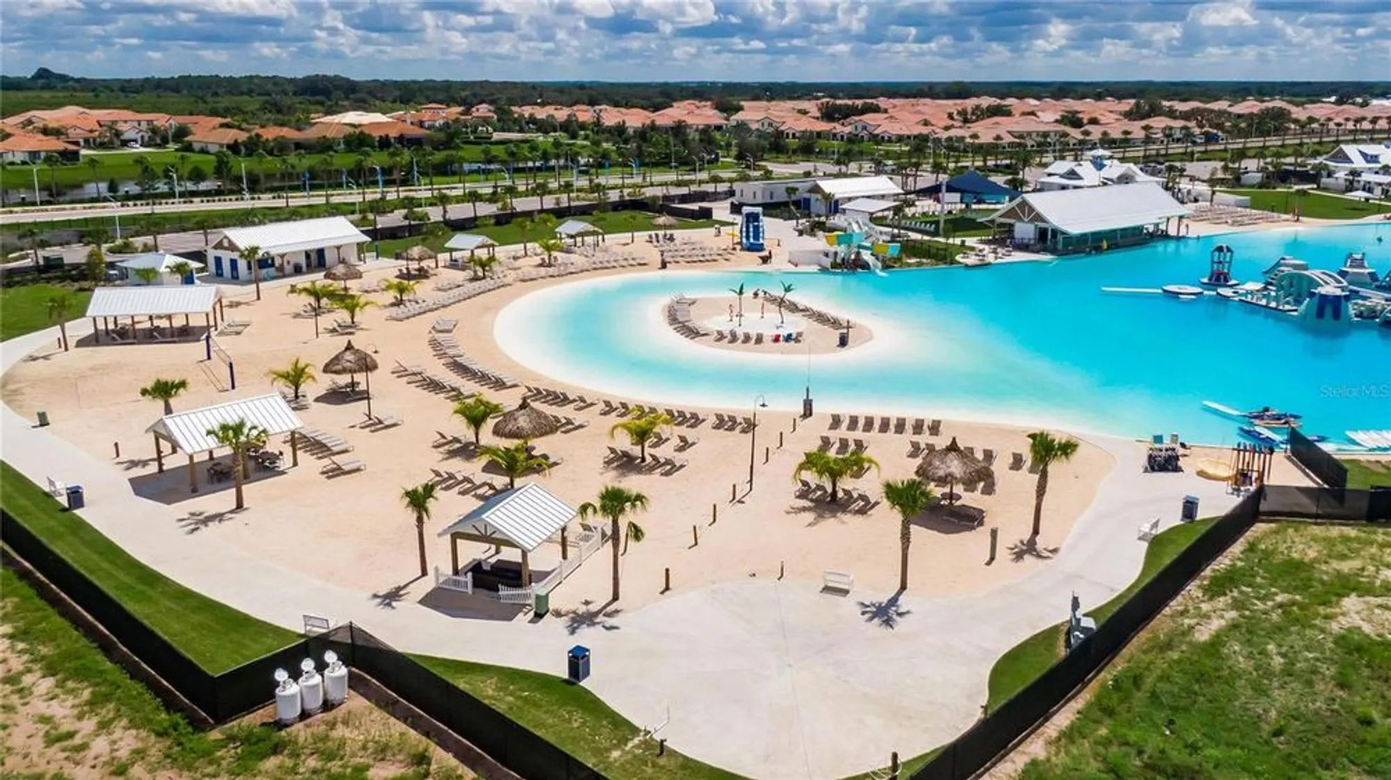 Property Slideshow image 79 of 97 | 16927 april plush dr, Wimauma, FL, 33598