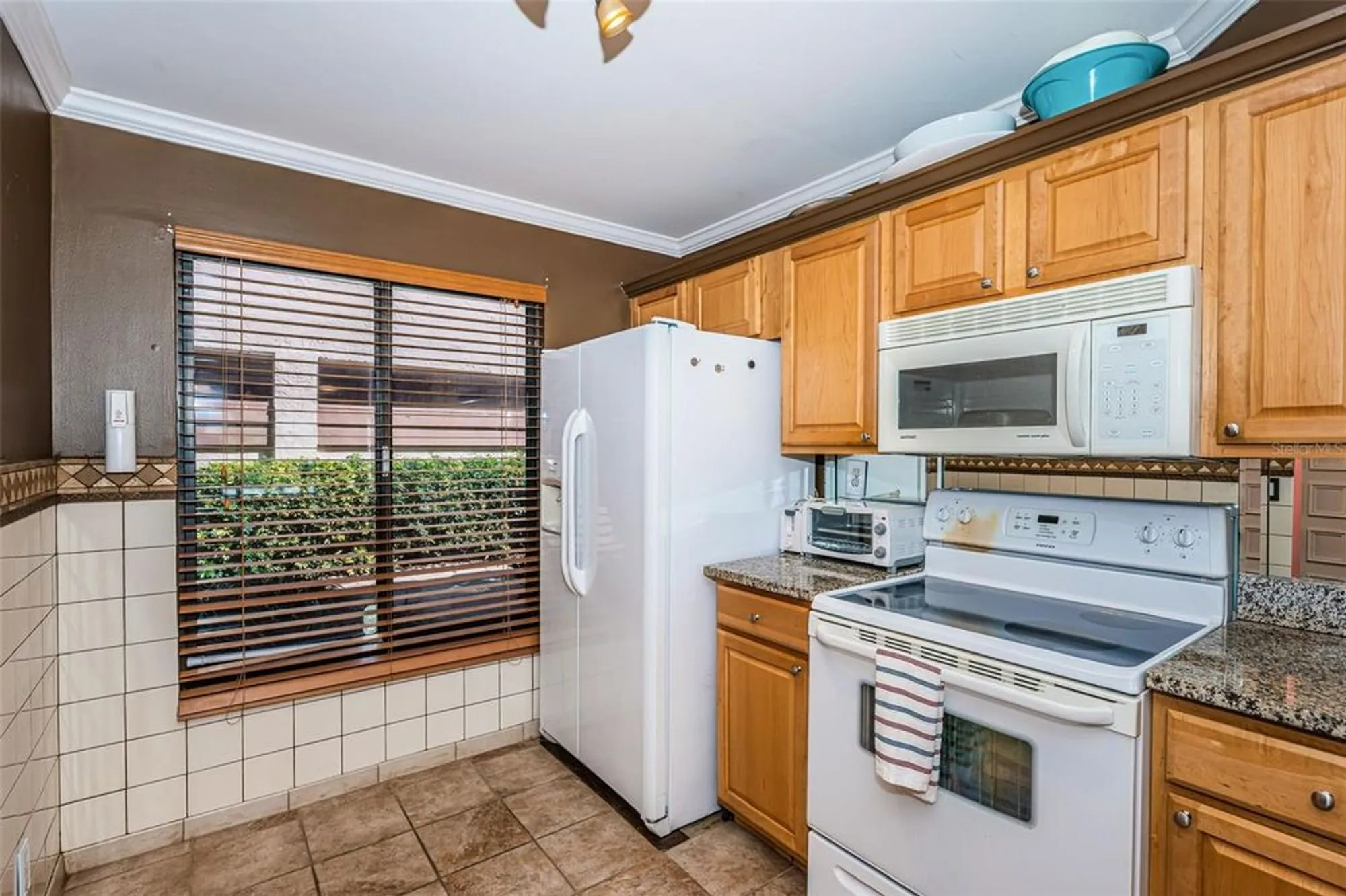 Property Slideshow image 9 of 64 | 6269 palma del mar blvd s apt 105, St Petersburg, FL, 33715