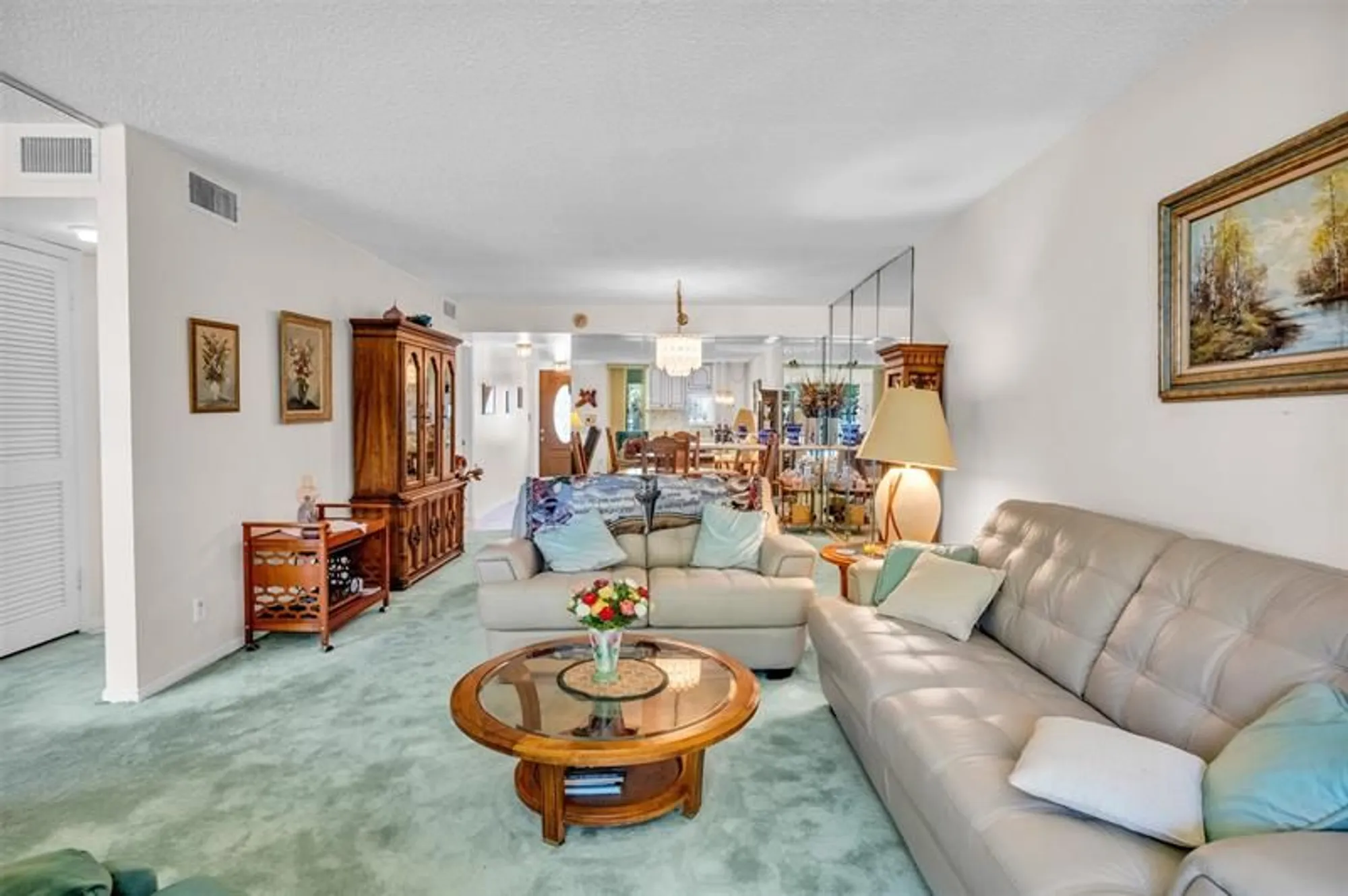 Property Slideshow image 18 of 51 | 9511 n hollybrook lake dr 207, Pembroke Pines, FL, 33025