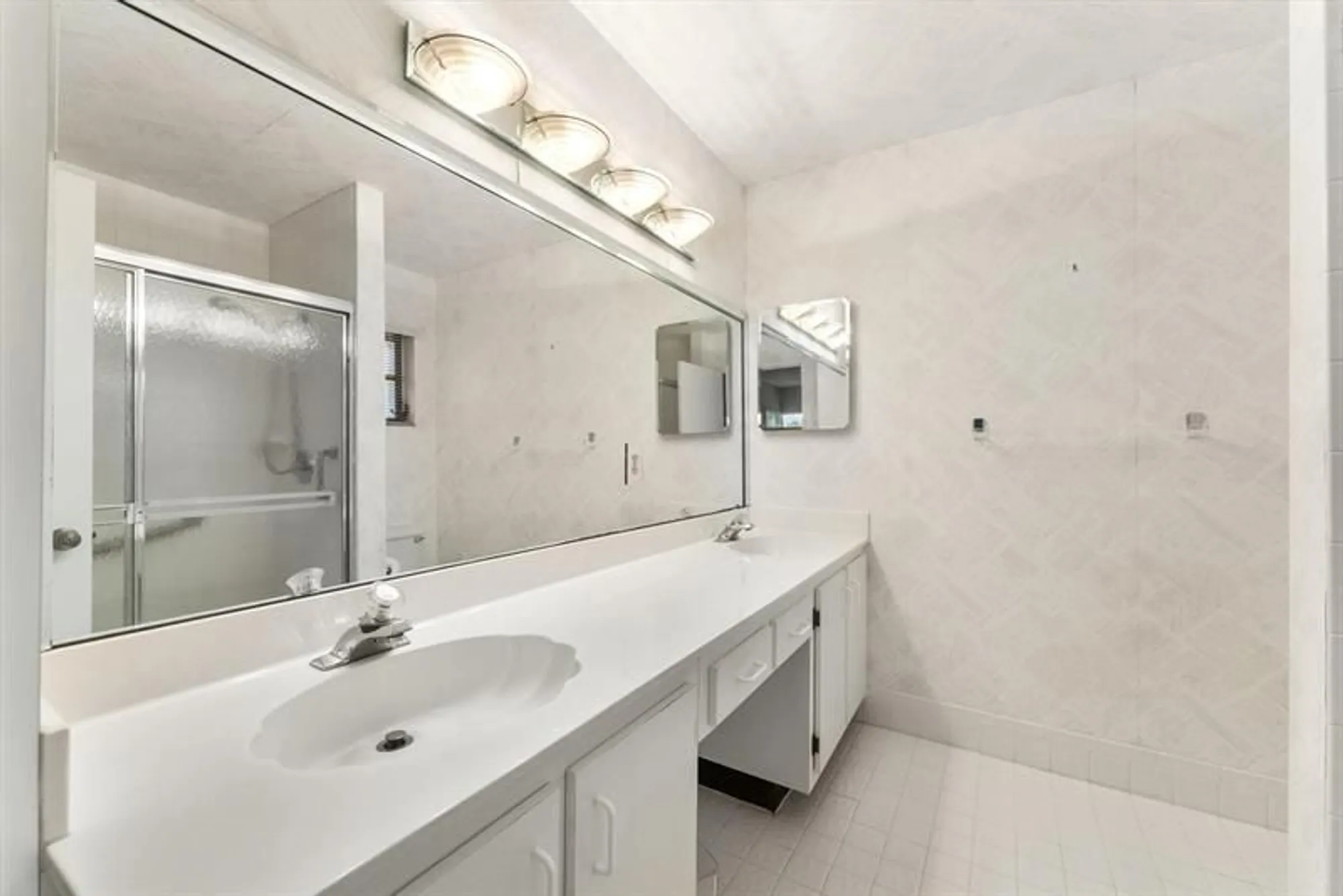 Property Slideshow image 27 of 53 | 8333 springlake dr a, Boca Raton, FL, 33496