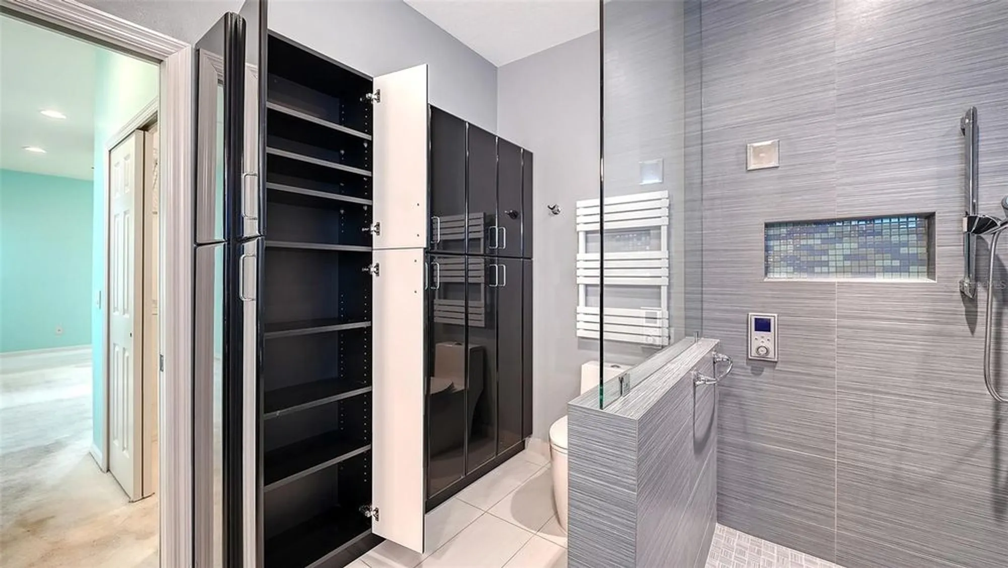 Property Slideshow image 32 of 74 | 4160 mackay falls ter, Sarasota, FL, 34243