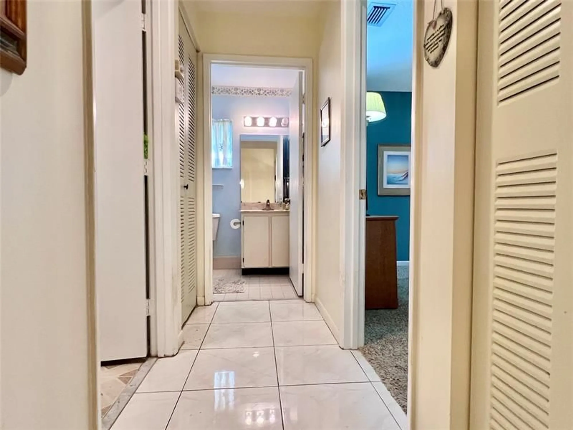 Property Slideshow image 24 of 51 | 10714 beach palm ct b, Boynton Beach, FL, 33437