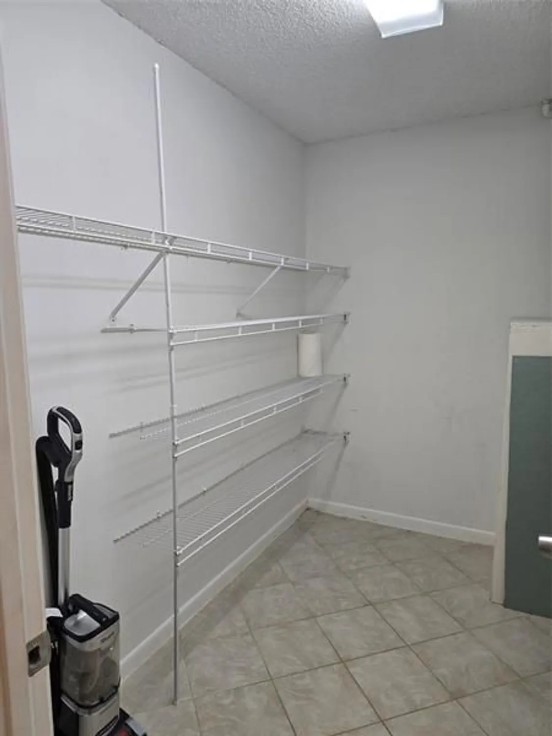 Property Slideshow image 19 of 68 | 1606 abaco dr e1, Coconut Creek, FL, 33066