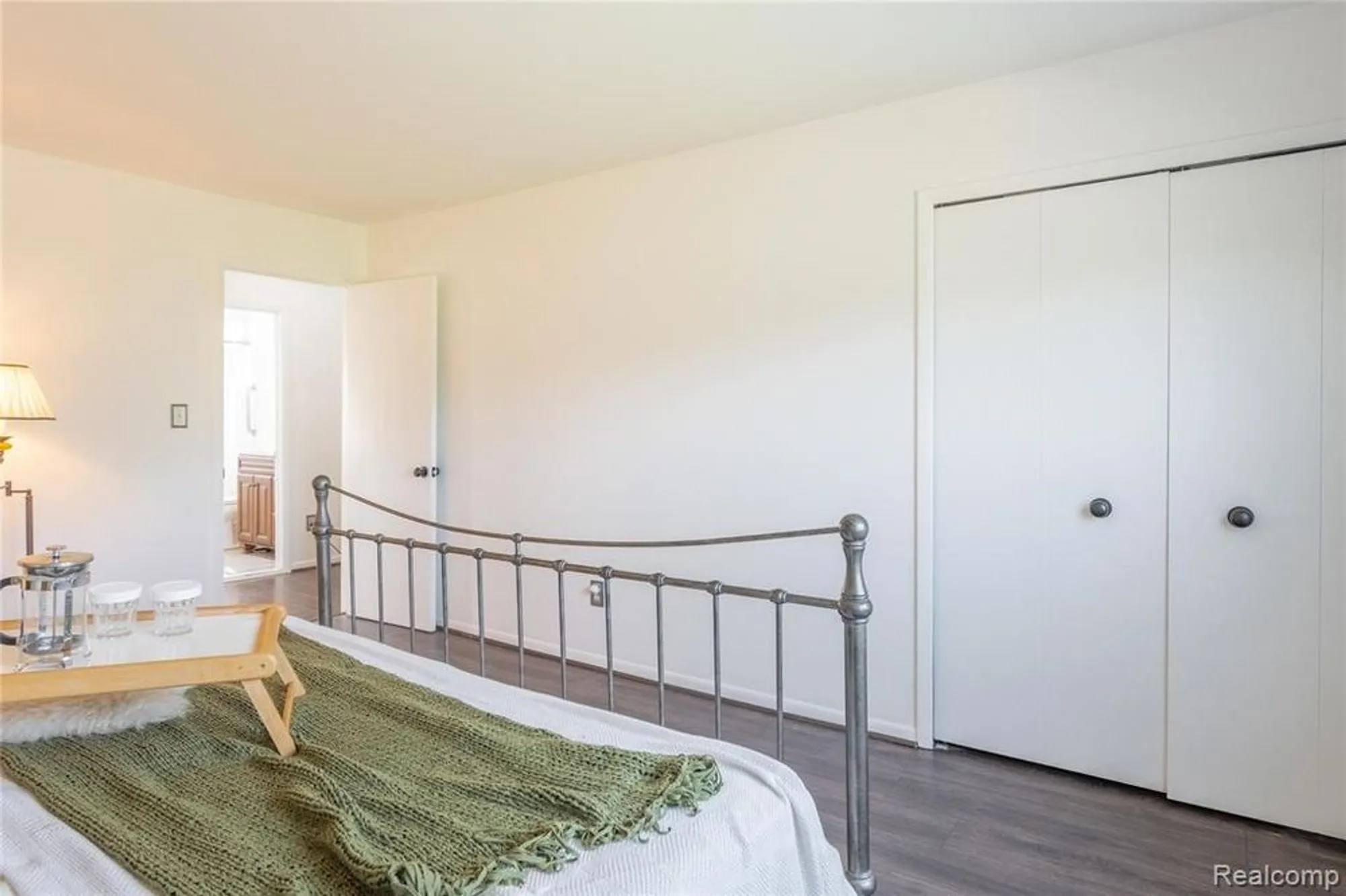 Property Slideshow image 23 of 36 | 61021 heritage blvd # 4, South Lyon, MI, 48178