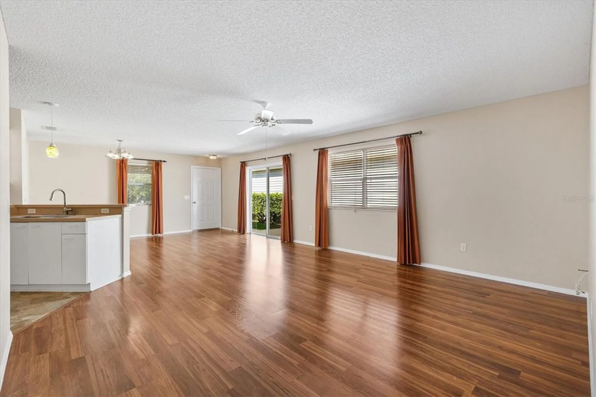 Property Slideshow image 10 of 29 | 1611 campos dr, The Villages, FL, 32162