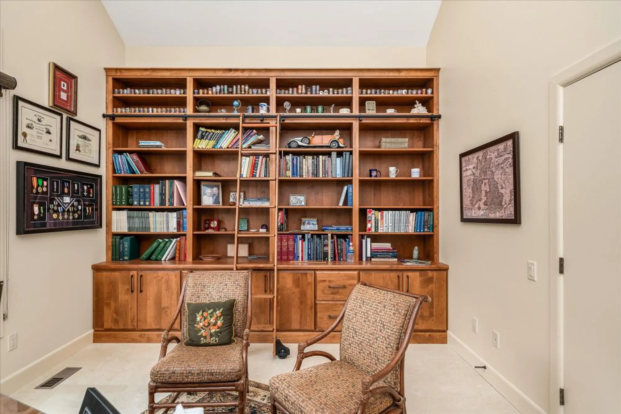 Property Slideshow image 29 of 81 | 61 bluff view ct, Crossville, TN, 38558