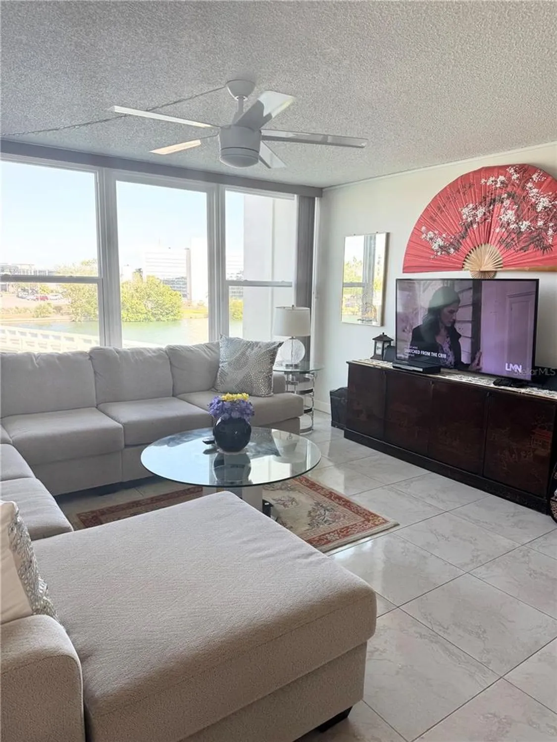 Property Slideshow image 11 of 22 | 7465 bay island dr 312, South Pasadena, FL, 33707