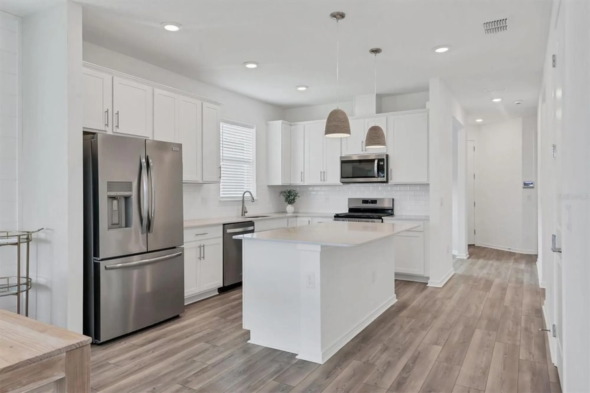 Property Slideshow image 7 of 48 | 10434 spring tide way, Parrish, FL, 34219