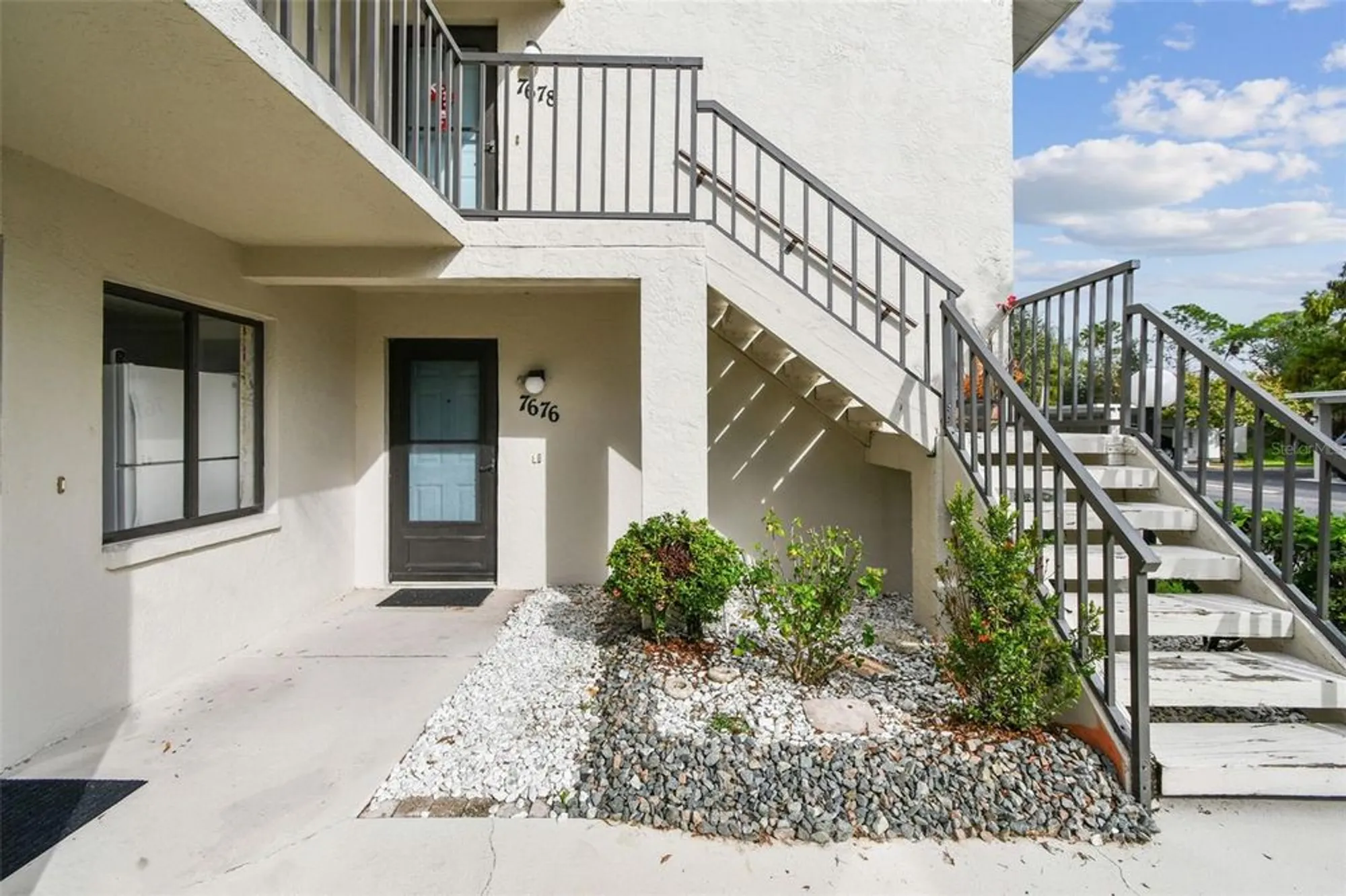 Property Slideshow image 7 of 37 | 7676 eagle creek dr, Sarasota, FL, 34243