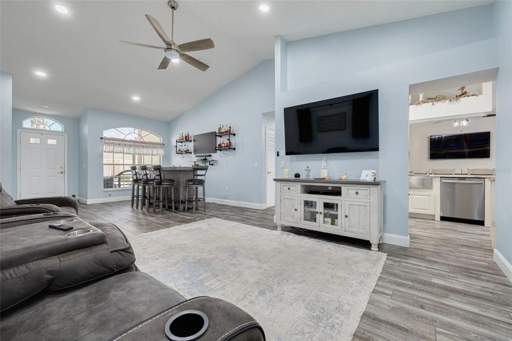 Property Slideshow image 11 of 39 | 1055 blyth hill ct, Trinity, FL, 34655