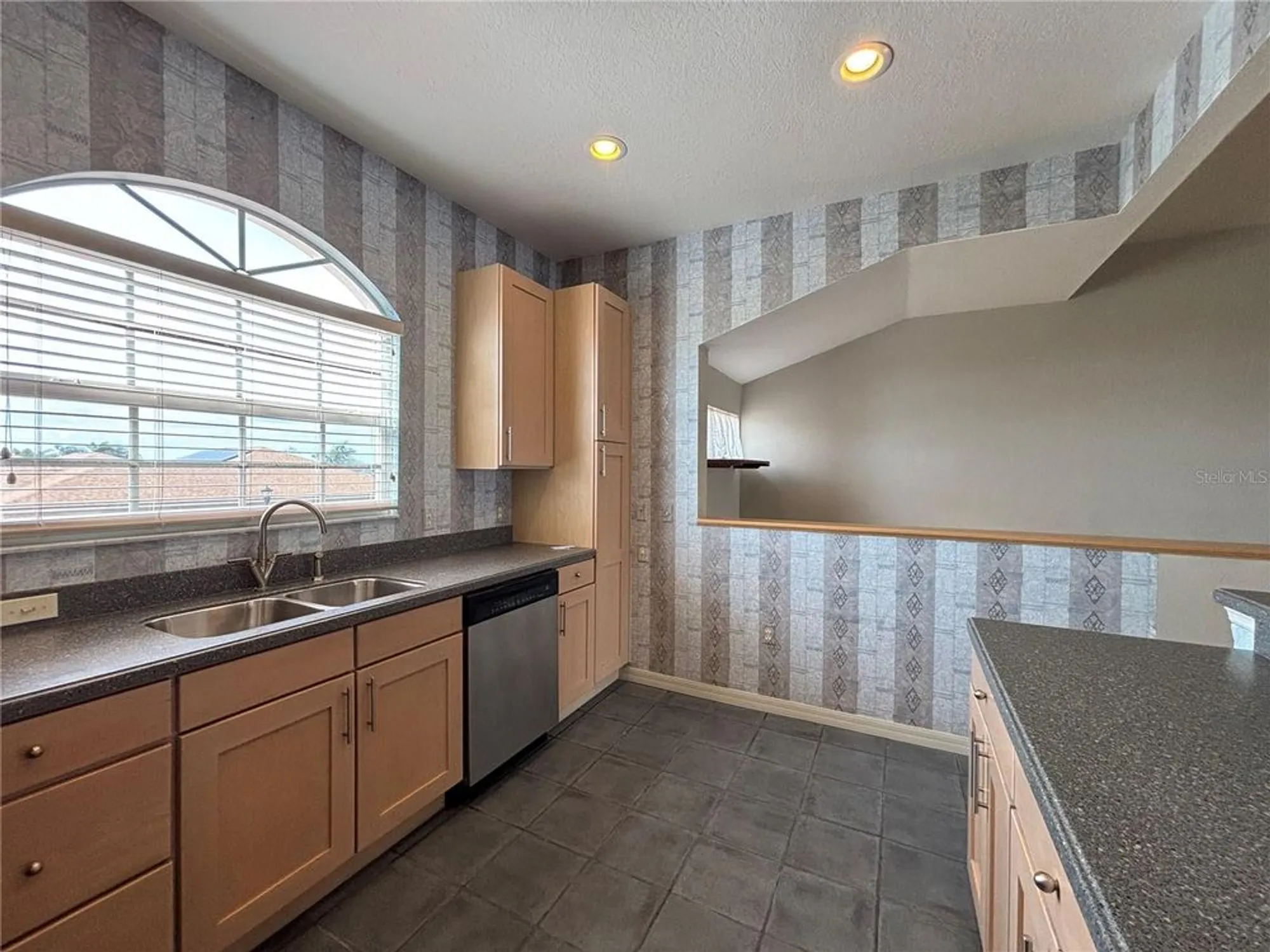 Property Slideshow image 7 of 57 | 1202 ashton palms dr # 6, Lake Wales, FL, 33859