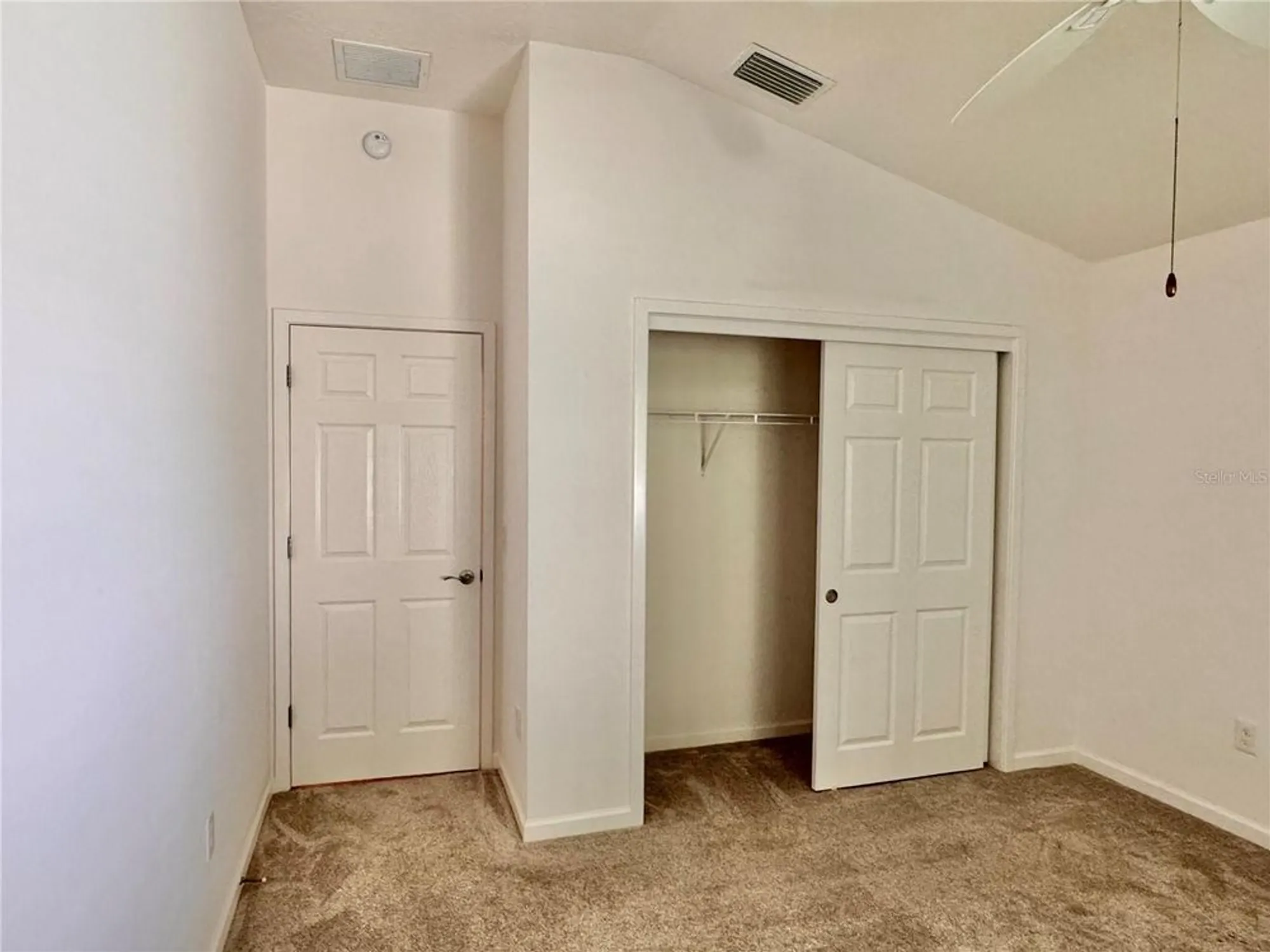 Property Slideshow image 15 of 27 | 1899 groesser pl, The Villages, FL, 32163