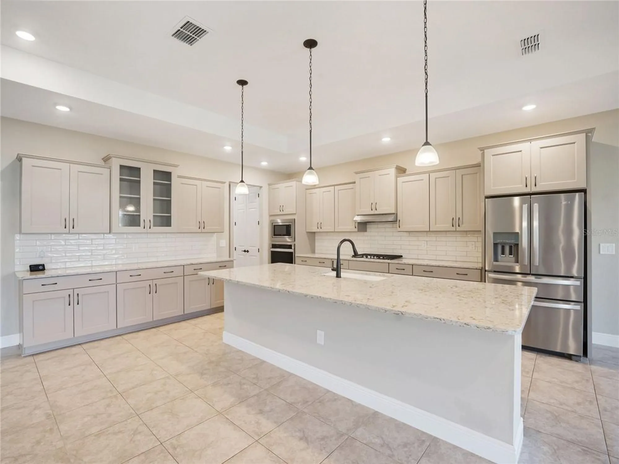 Property Slideshow image 9 of 34 | 9707 sw 79th lane rd, Ocala, FL, 34481