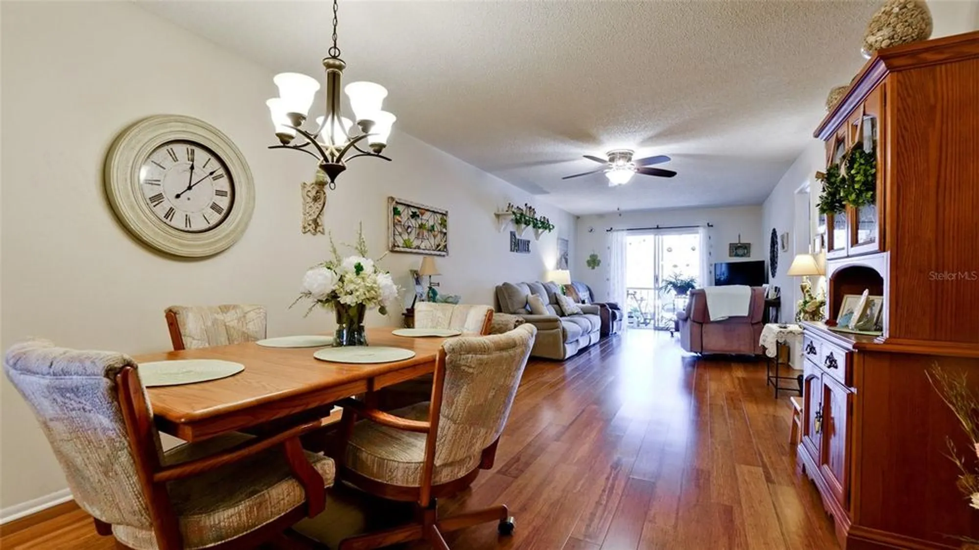 Property Slideshow image 15 of 58 | 4133 heron way e202, Bradenton, FL, 34205