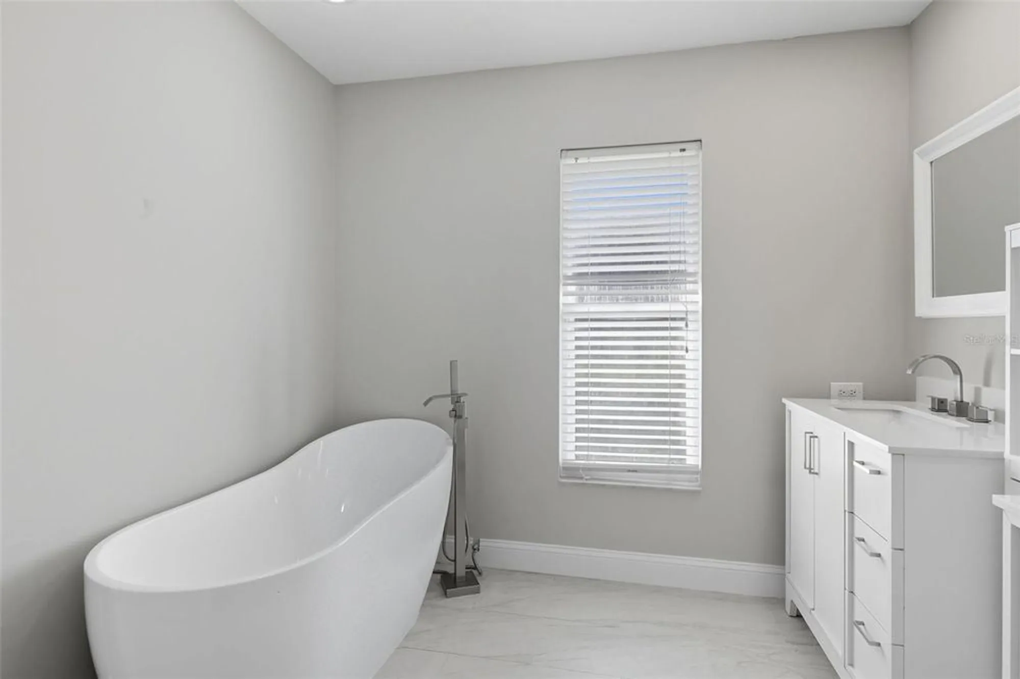 Property Slideshow image 47 of 61 | 6994 country lakes cir, Sarasota, FL, 34243