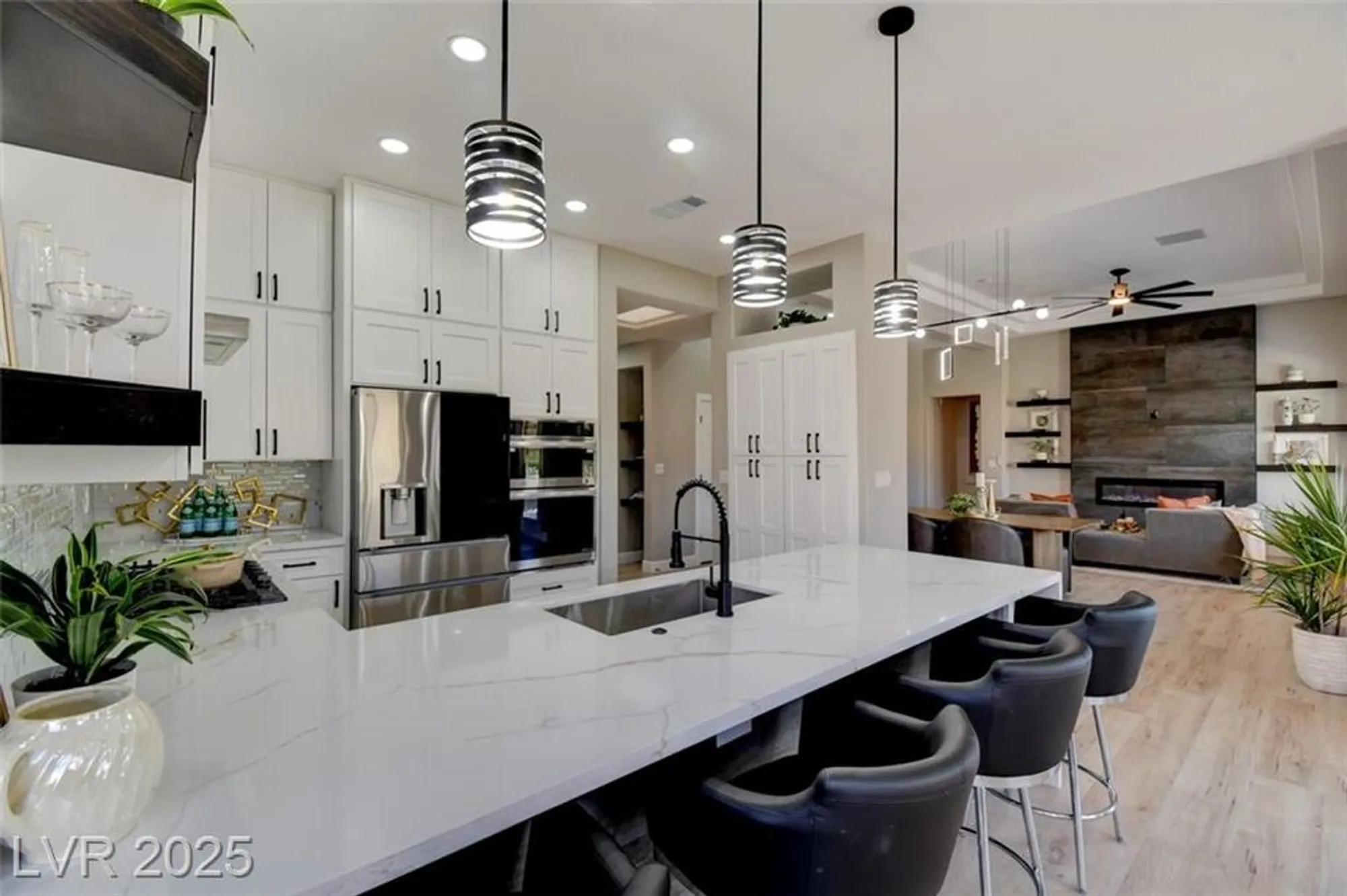 Property Slideshow image 18 of 42 | 10720 back plains dr, Las Vegas, NV, 89134
