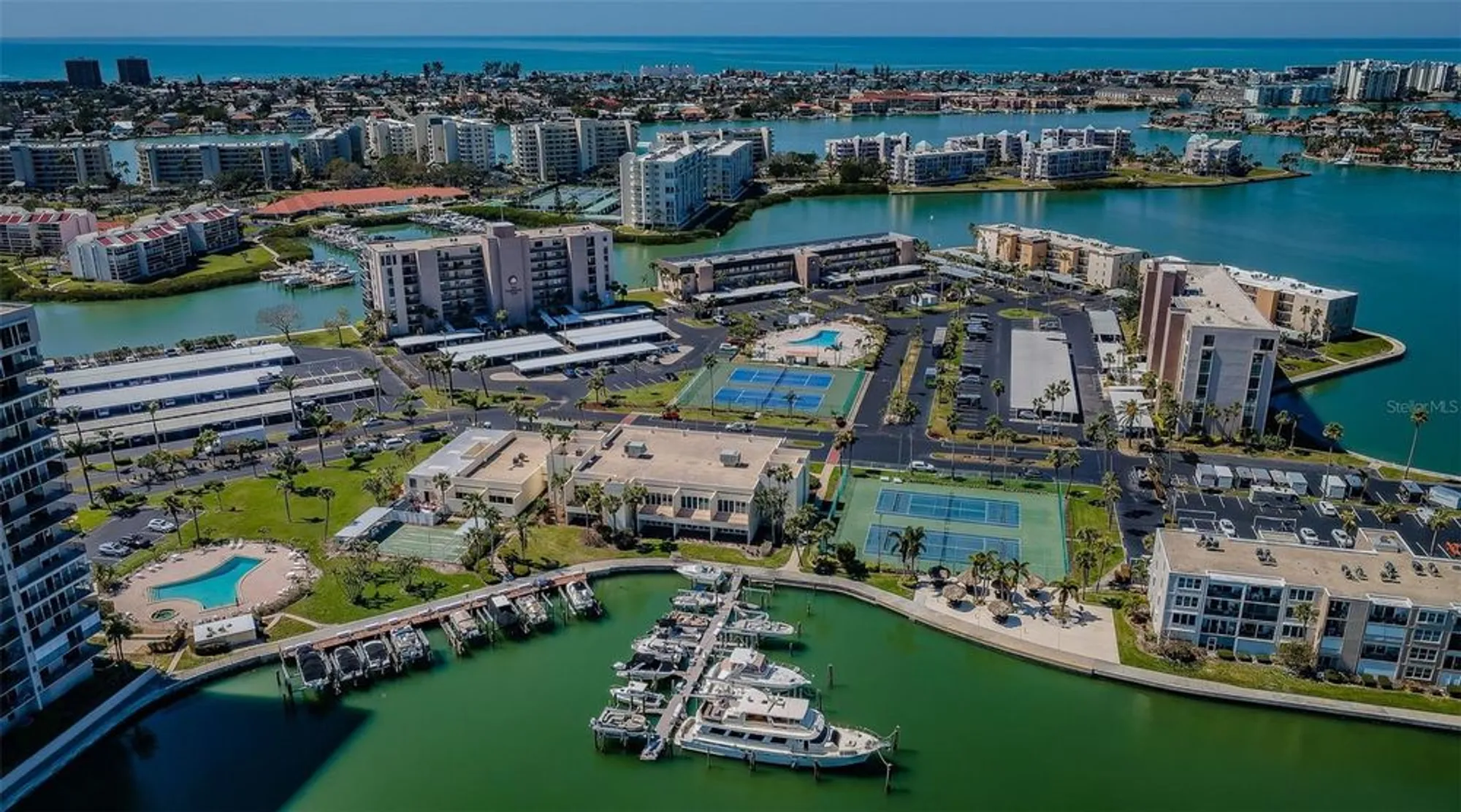 Property Slideshow image 57 of 90 | 7420 bay island dr 171, South Pasadena, FL, 33707