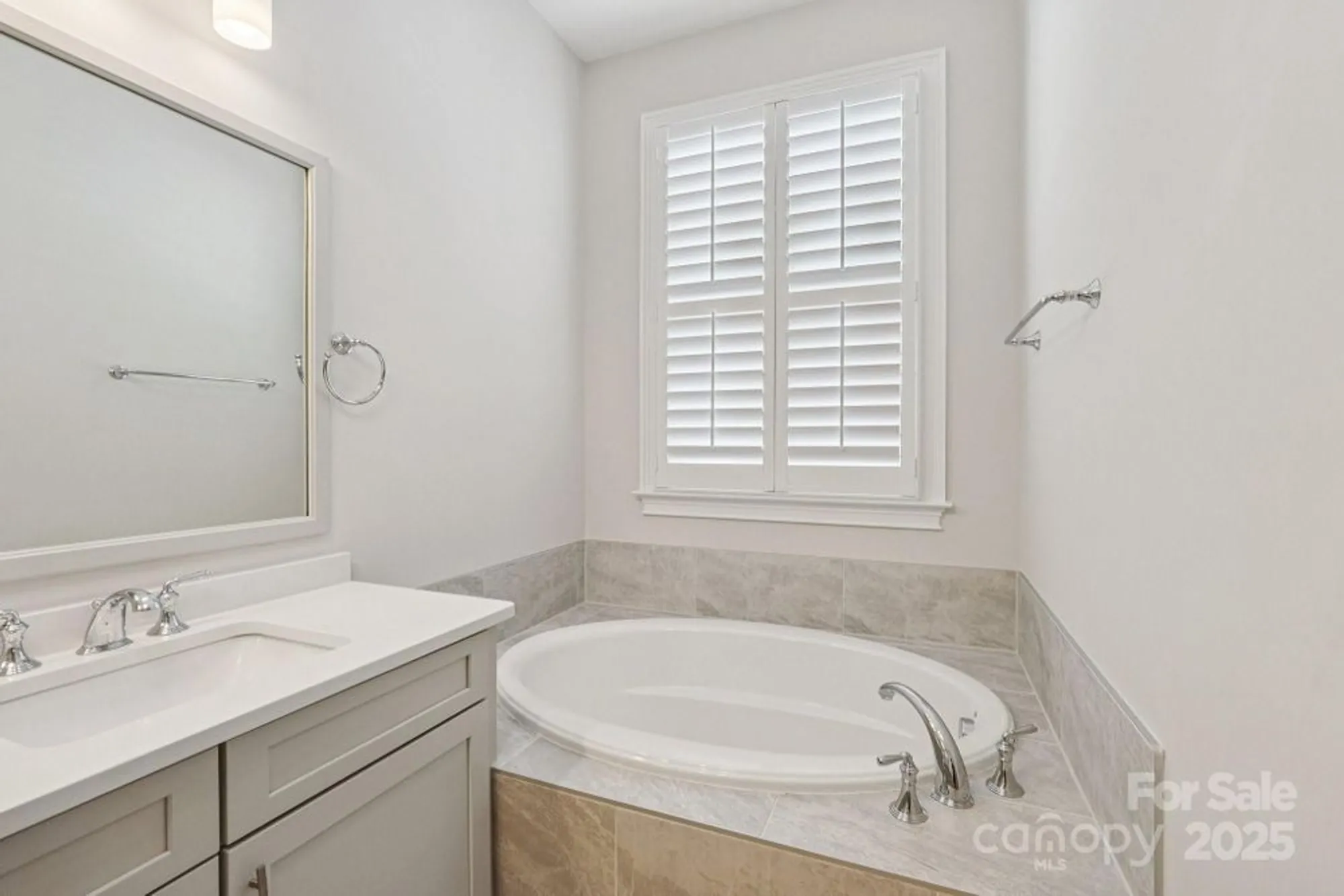 Property Slideshow image 27 of 47 | 45528 misty bluff dr, Charlotte, NC, 28278