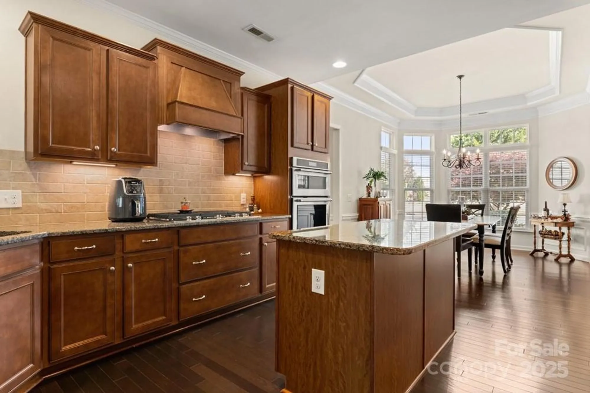 Property Slideshow image 6 of 45 | 2071 bronze leaf dr, Fort Mill, SC, 29707