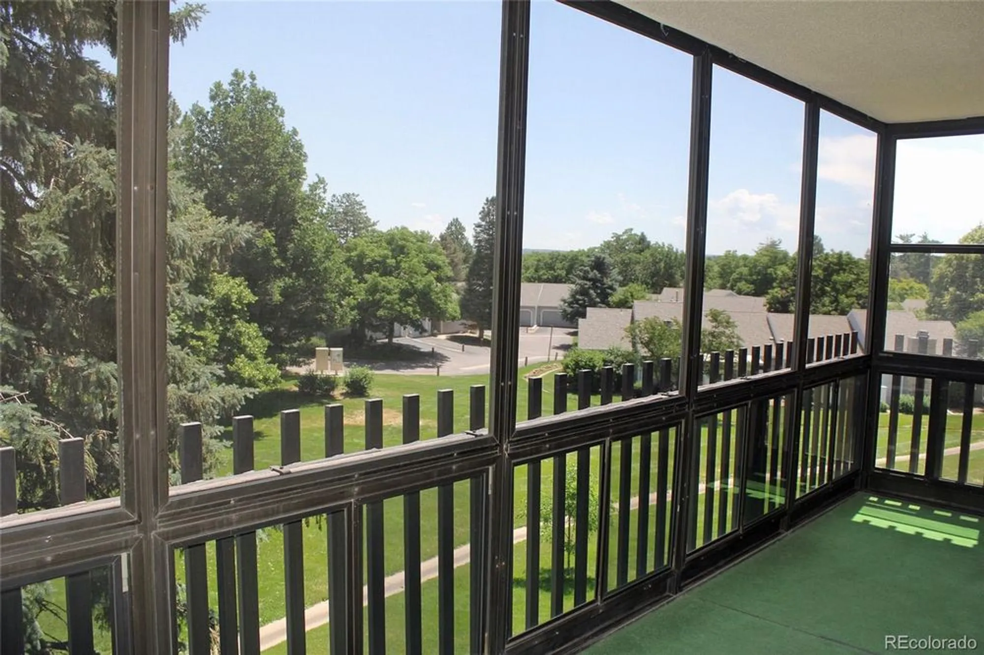 Property Slideshow image 23 of 33 | 14152 e linvale pl 311, Aurora, CO, 80014