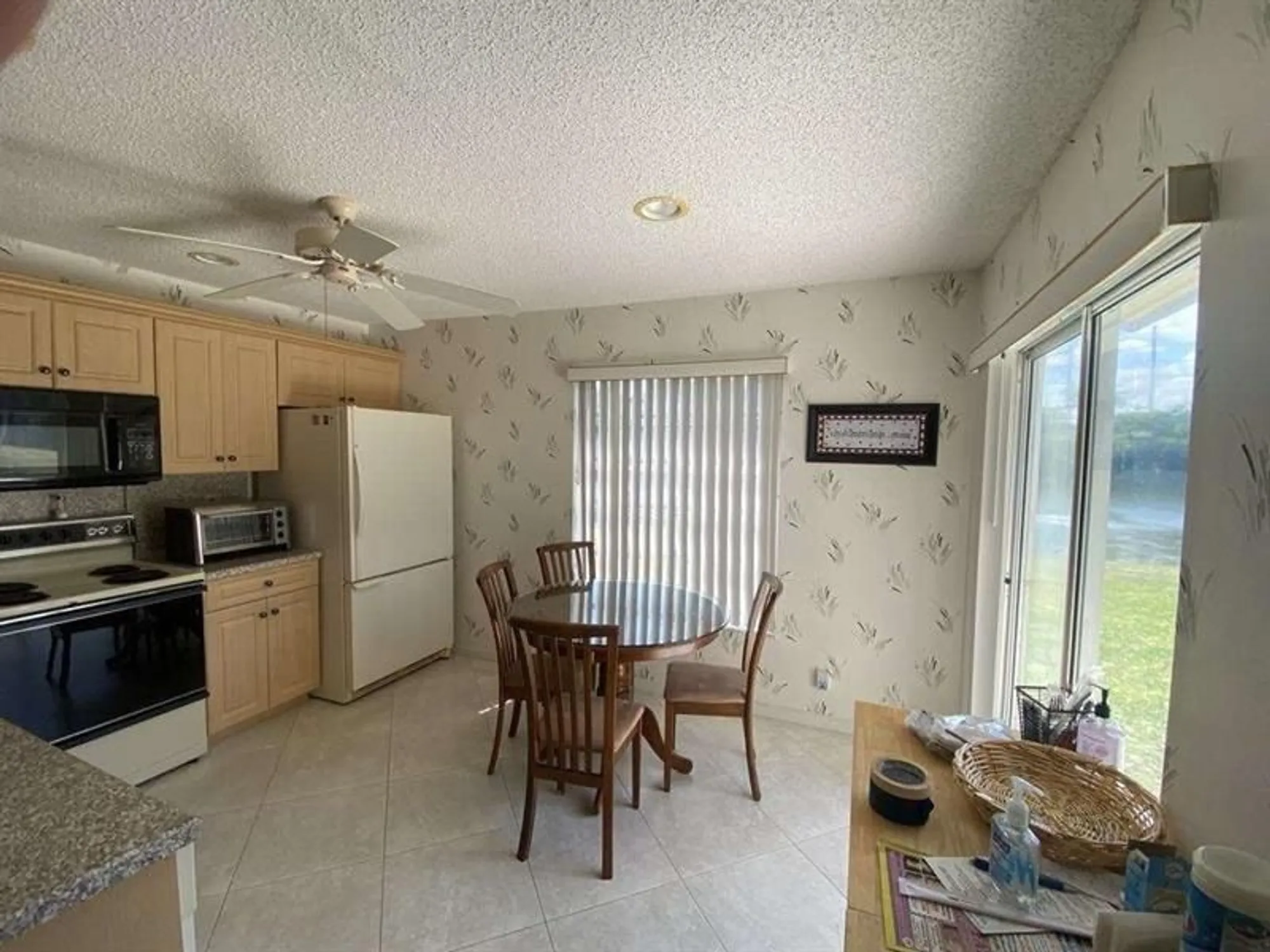 Property Slideshow image 24 of 32 | 5404 viburnum cir, Delray Beach, FL, 33484