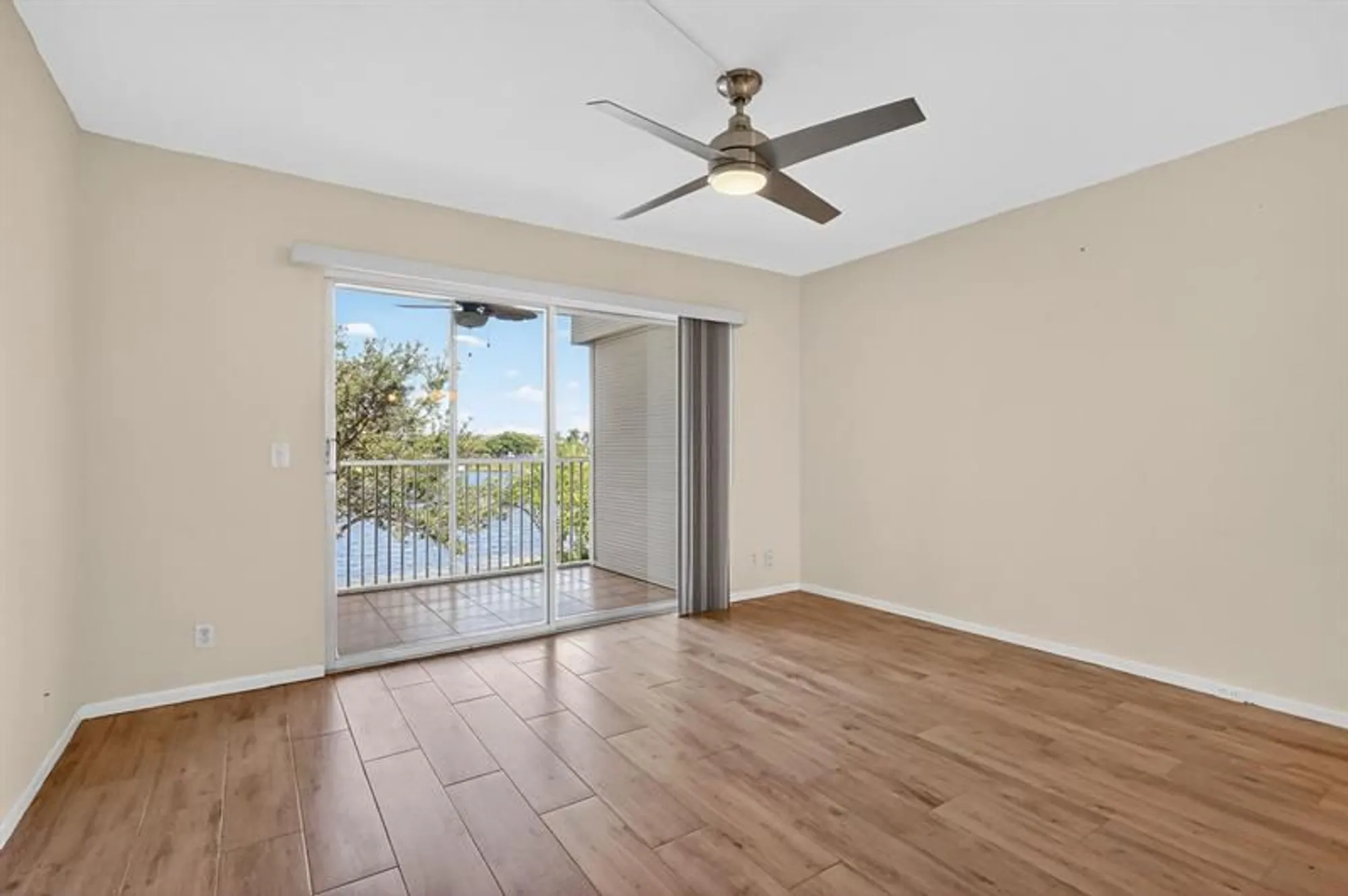 Property Slideshow image 22 of 58 | 13055 sw 15th ct s310, Pembroke Pines, FL, 33027