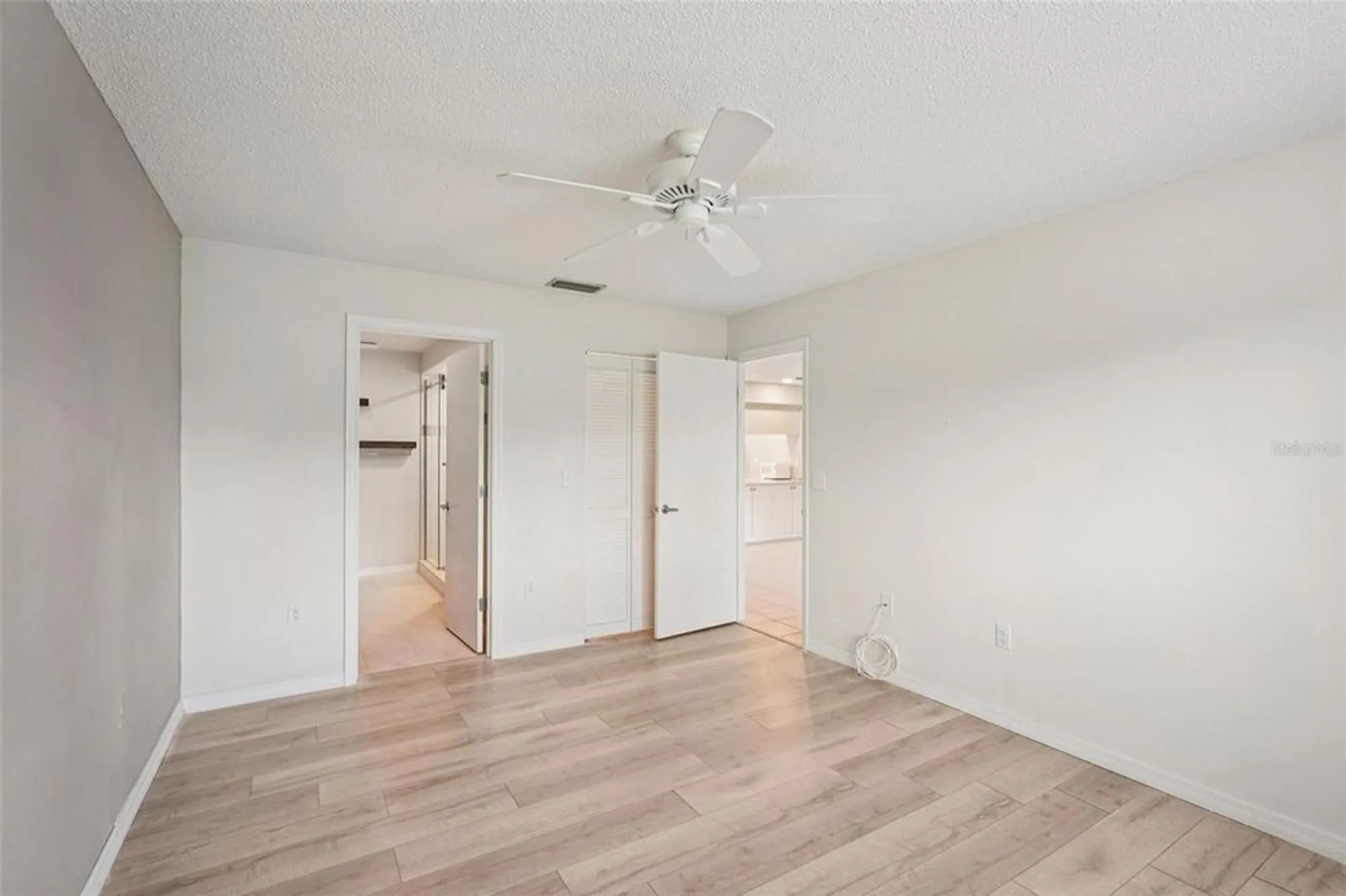 Property Slideshow image 30 of 47 | 5755 avista dr # 5755, Sarasota, FL, 34243